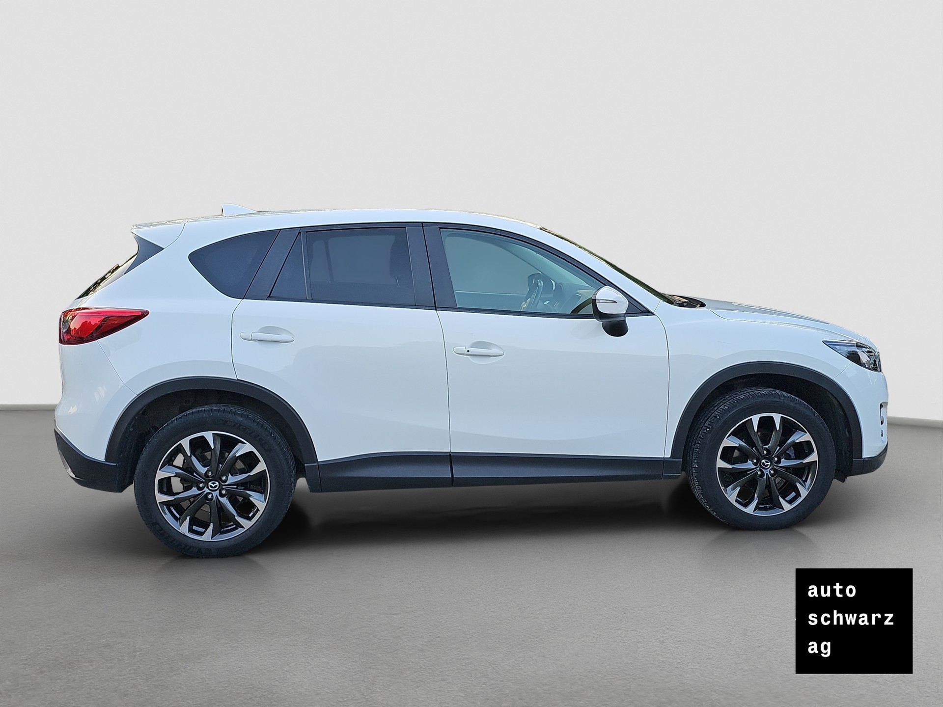 MAZDA CX-5 2.2 D HP Revolution AWD Automatic-image-6