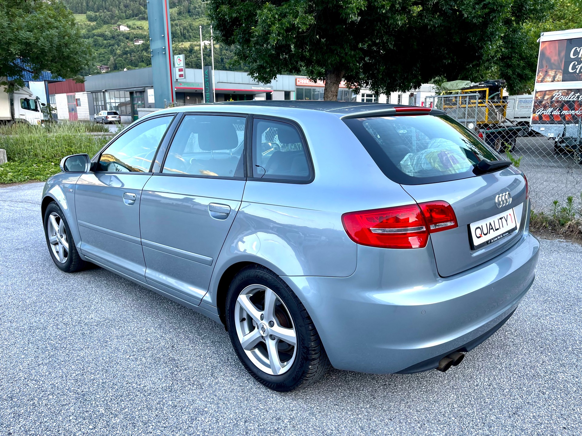 AUDI A3 Sportback 2.0 TFSI Ambition S-tronic-image-19