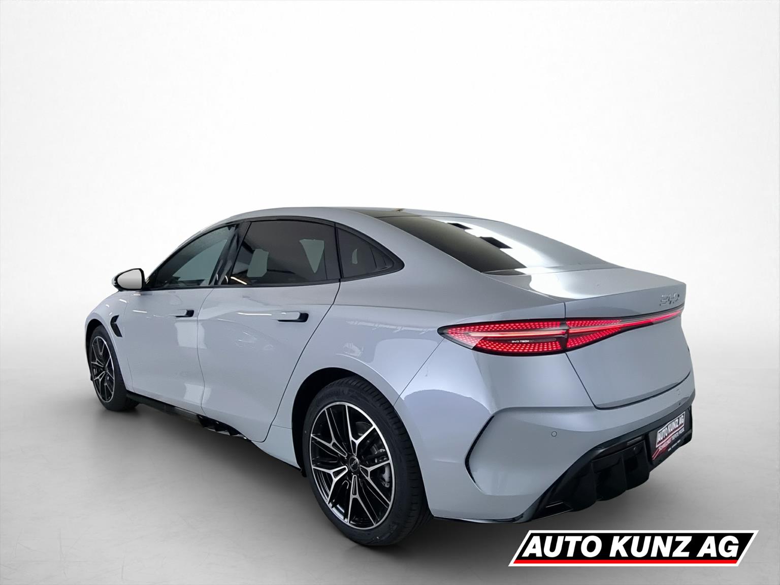 BYD Seal 82,2 kWh Excellence AWD-showroom-element-3