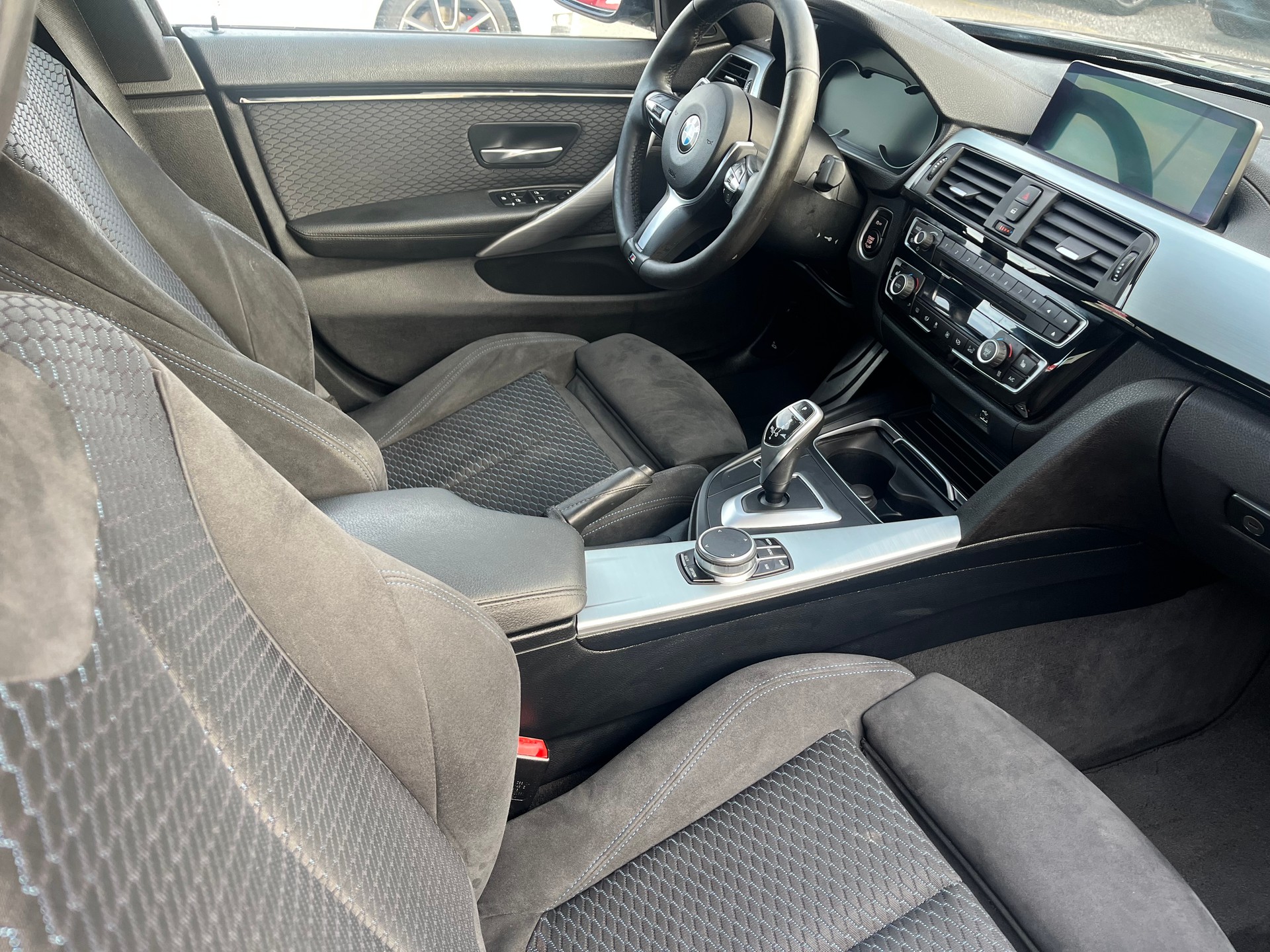 BMW 430i Gran Coupé xDrive M Sport Steptronic-image-11