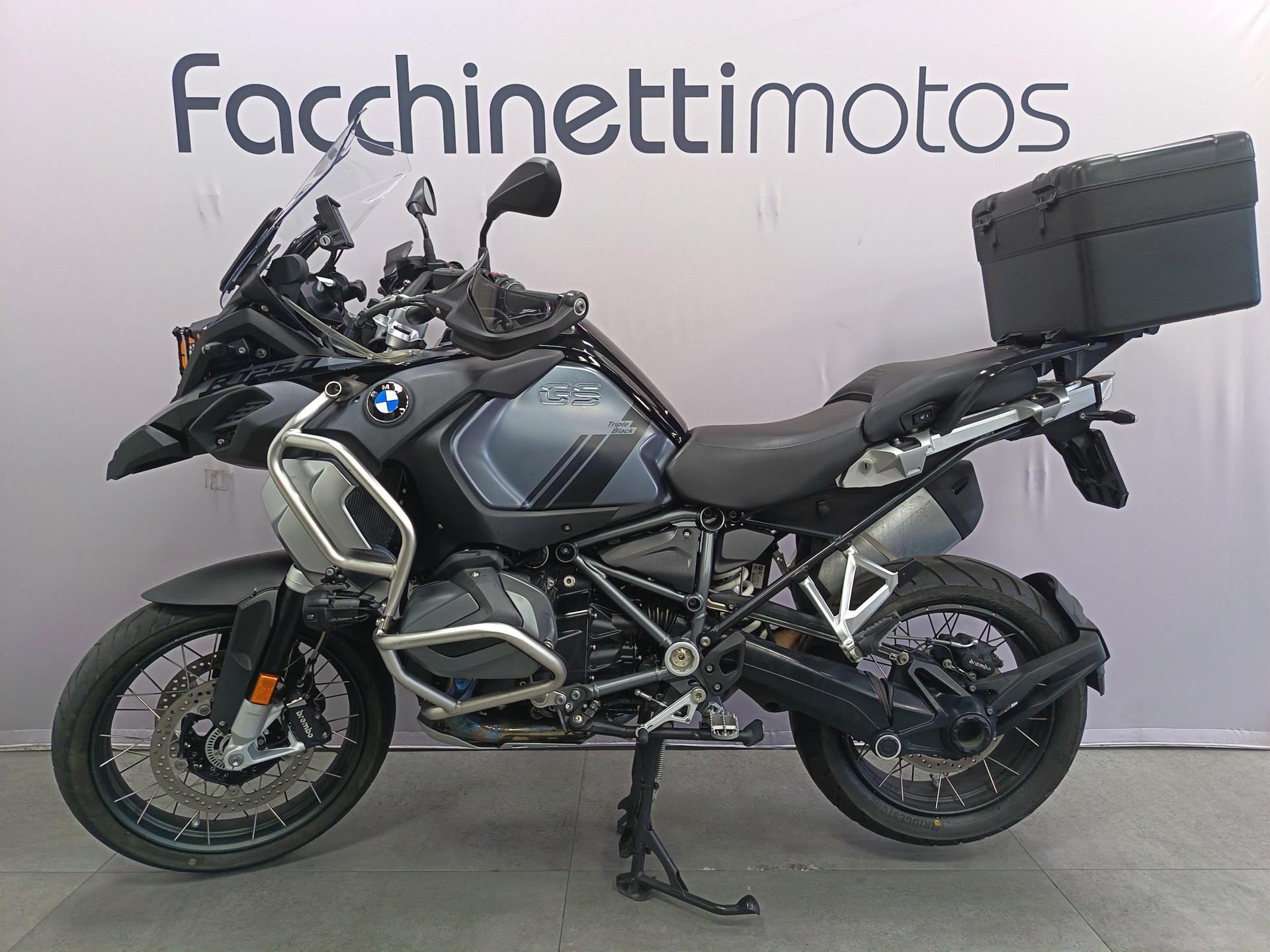 BMW R 1250 GS Adventure Triple Black-image-3