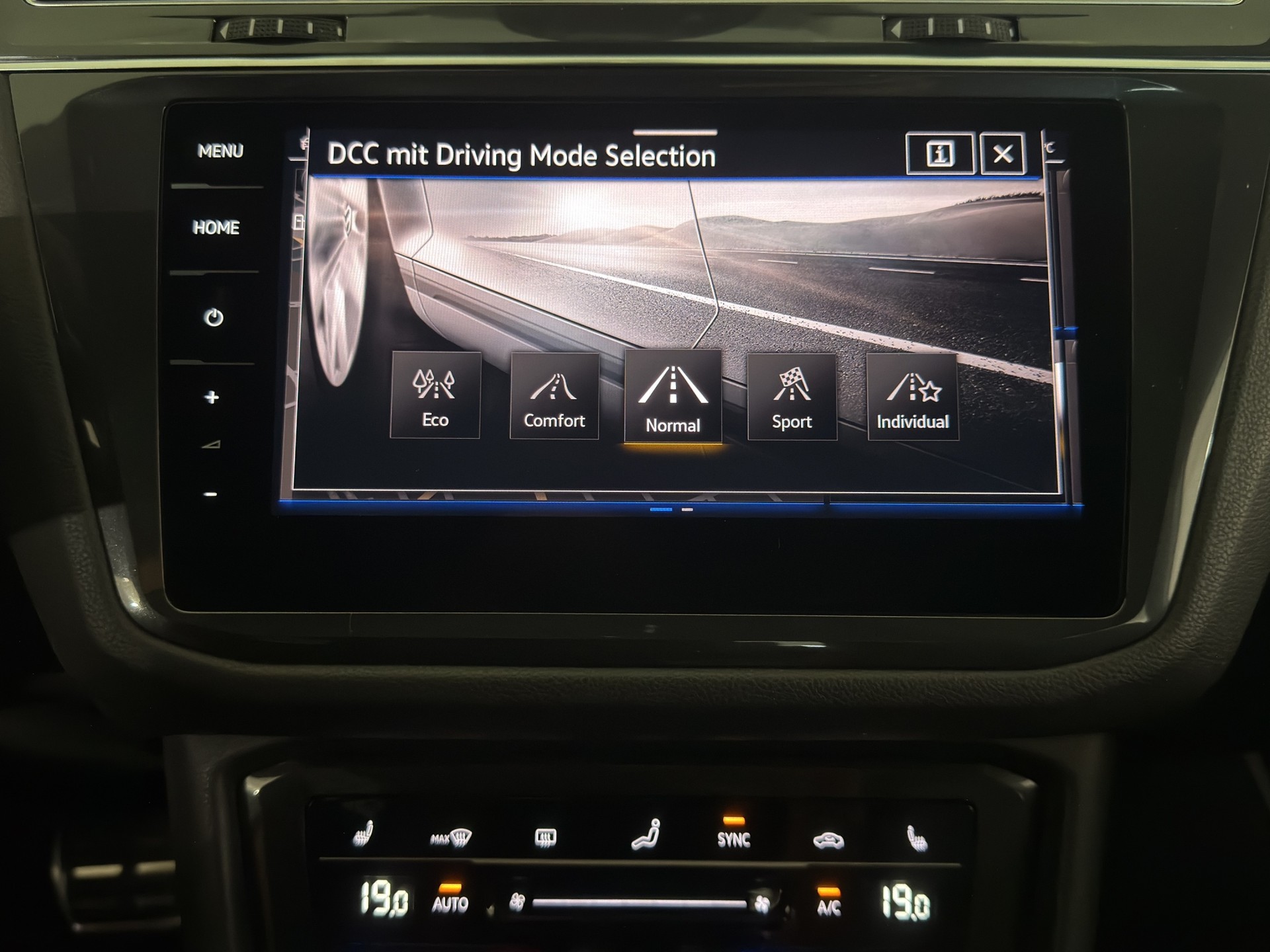 VW Tiguan Allspace 2.0TSI R-Line 4Motion DSG-image-29