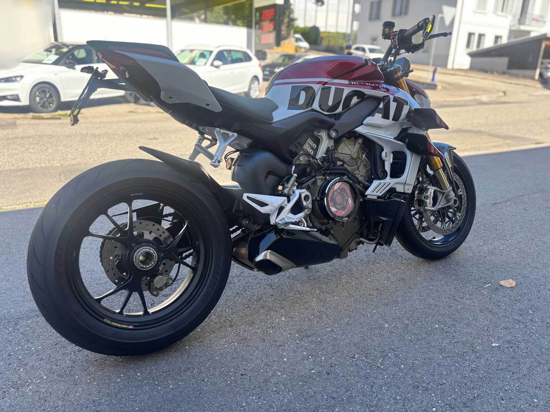 DUCATI Streetfighter V4 S-image-8