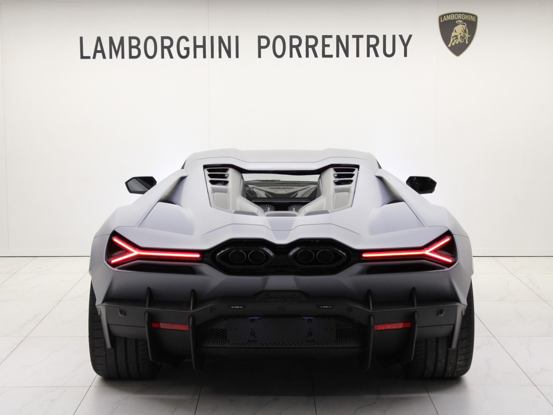 LAMBORGHINI Revuelto HPEV-image-3