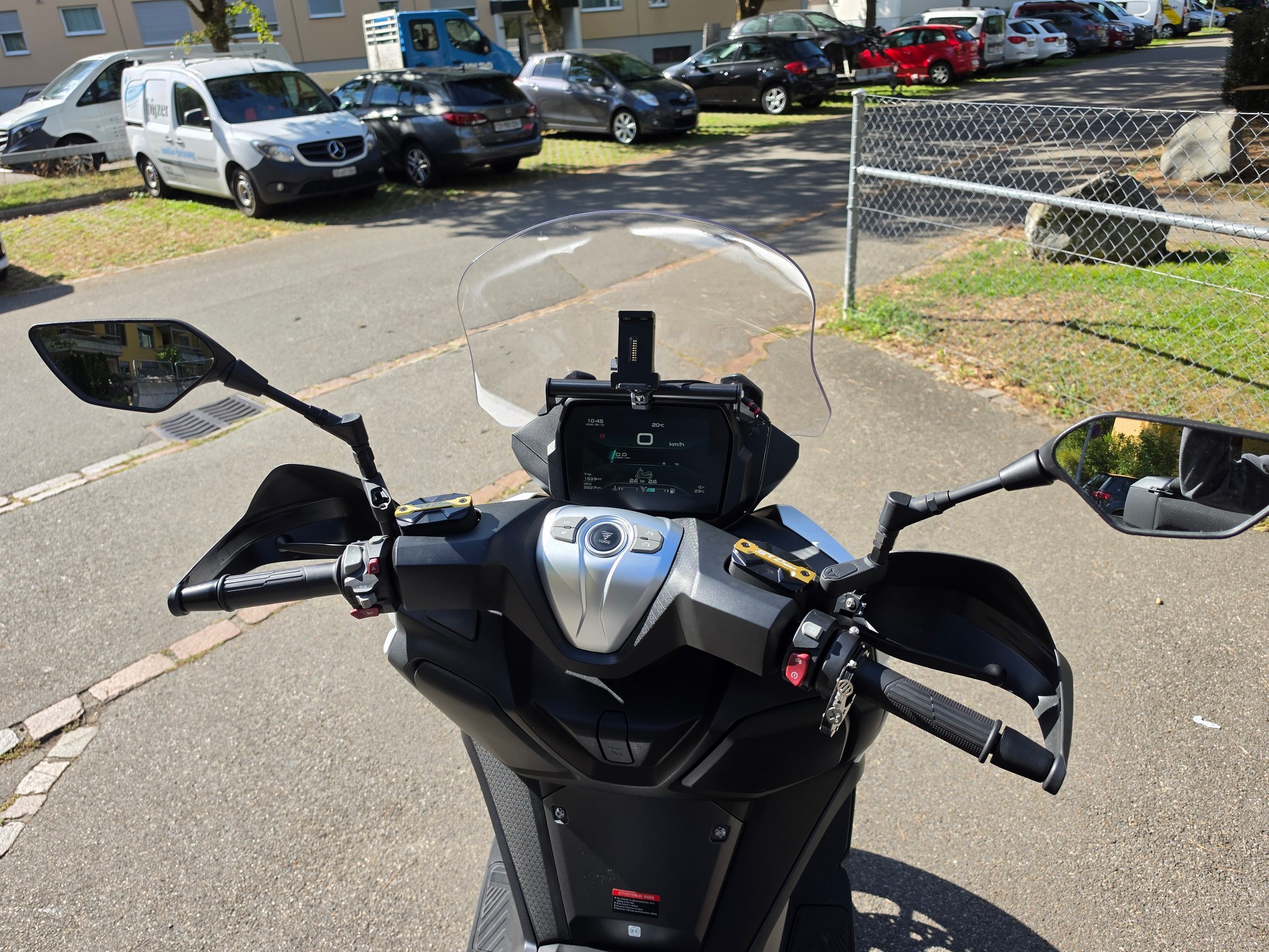 VOGE Max-image-2