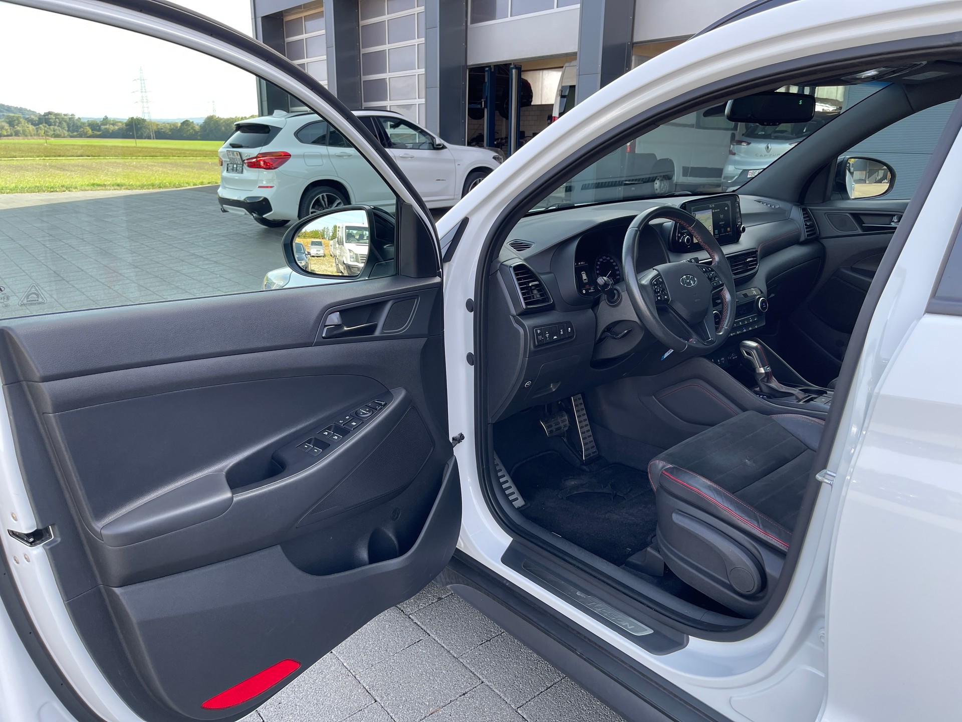 HYUNDAI Tucson 2.0 CRDI N-Line 4WD Automatic-image-6