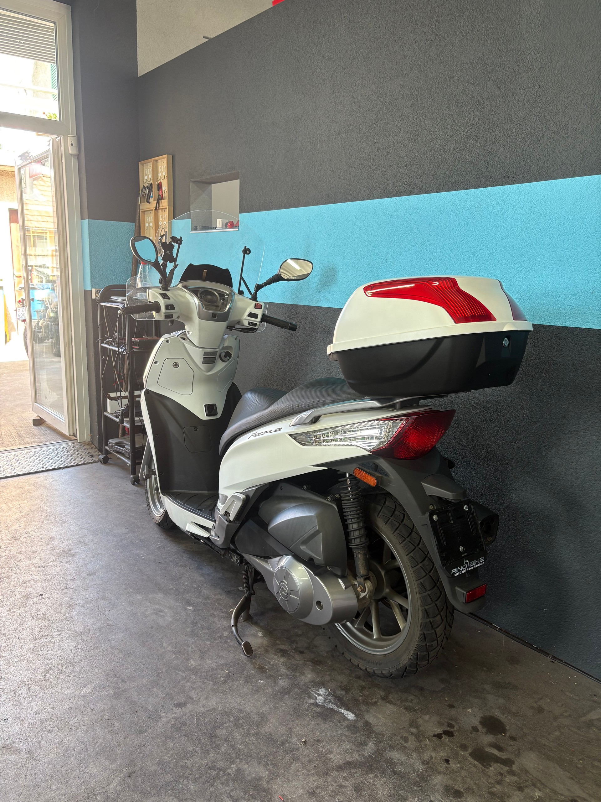 KYMCO People GTI 300 injection ABS-image-5