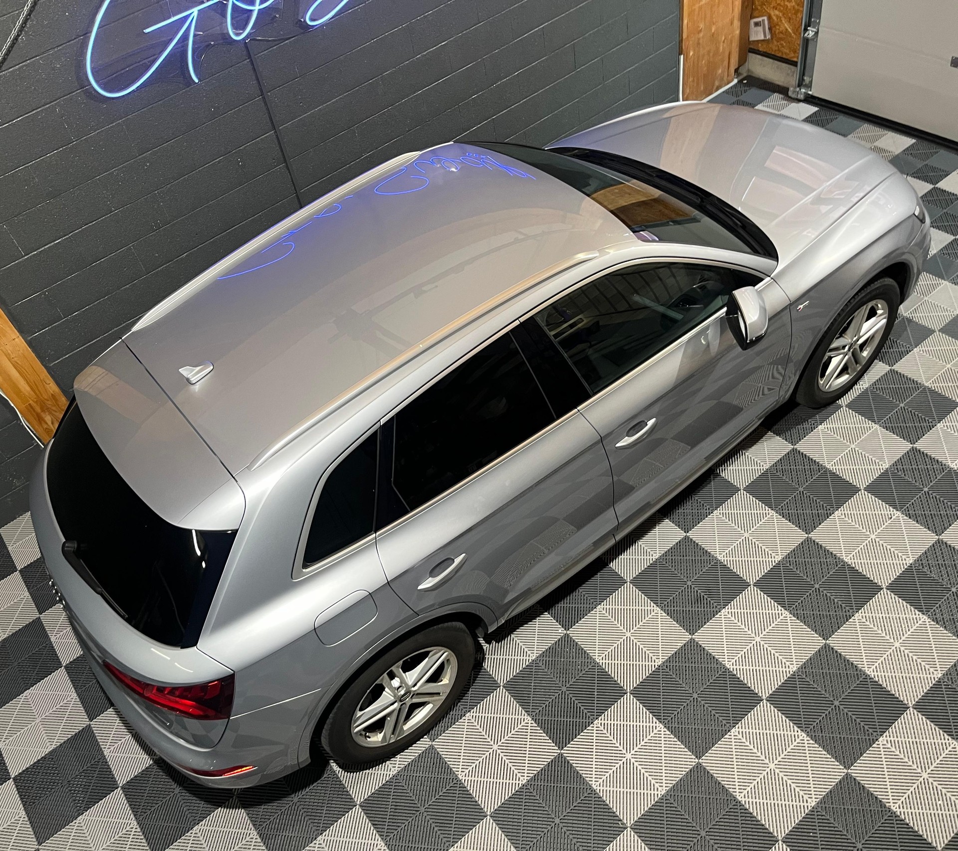 AUDI Q5 2.0 TDI sport quattro S-tronic-showroom-element-1