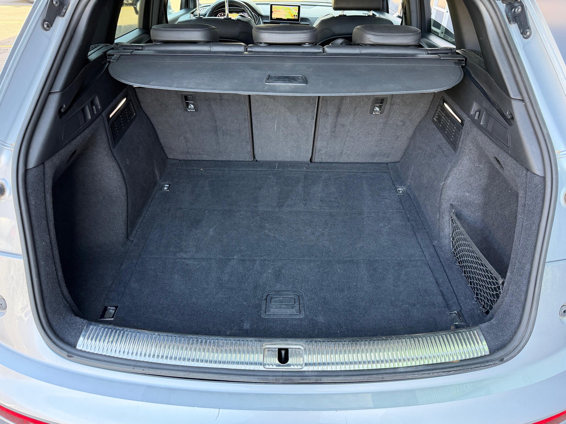 AUDI Q5 2.0 TDI sport quattro S-tronic-image-17