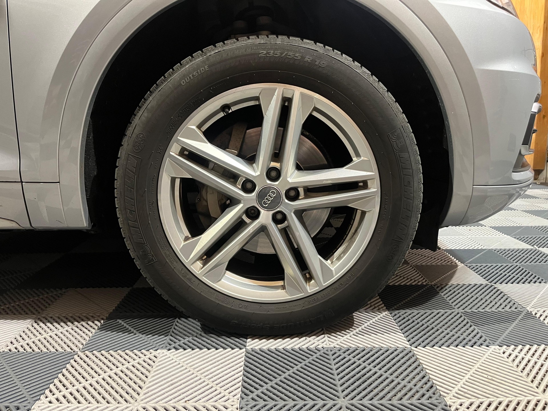 AUDI Q5 2.0 TDI sport quattro S-tronic-image-22