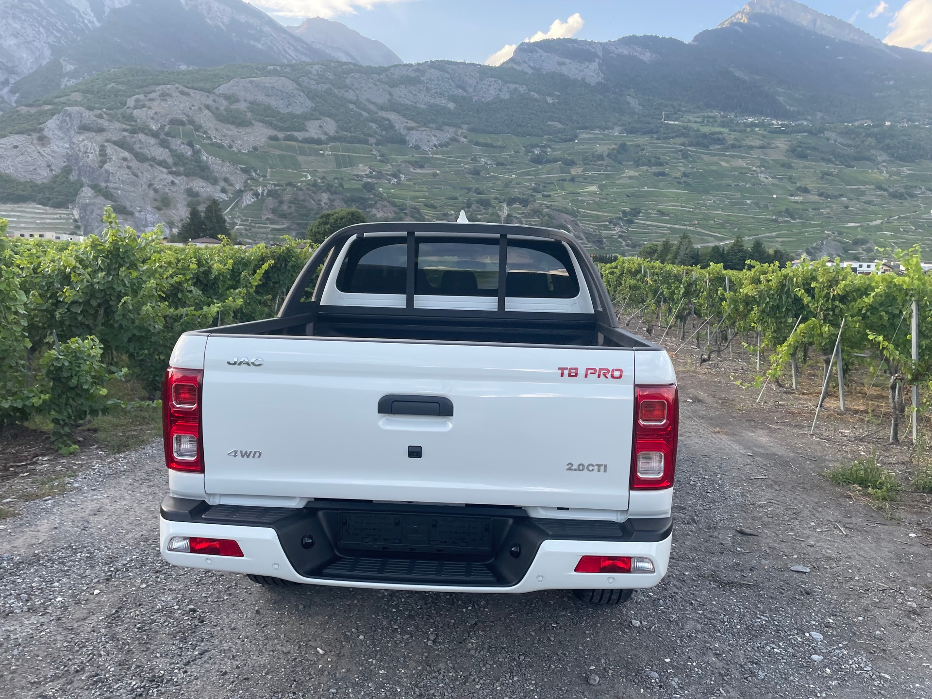 JAC T8 Pro-image-8