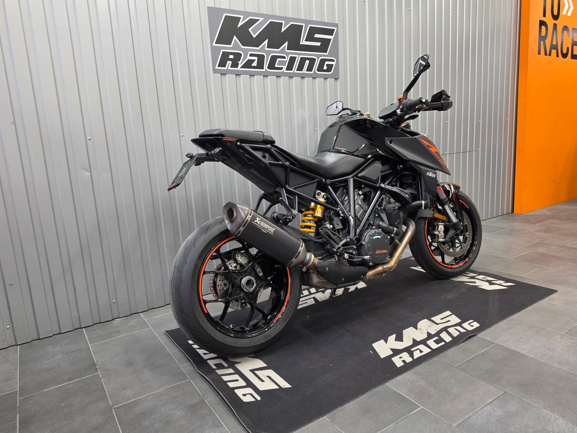 KTM 1290 Super Duke R-image-2