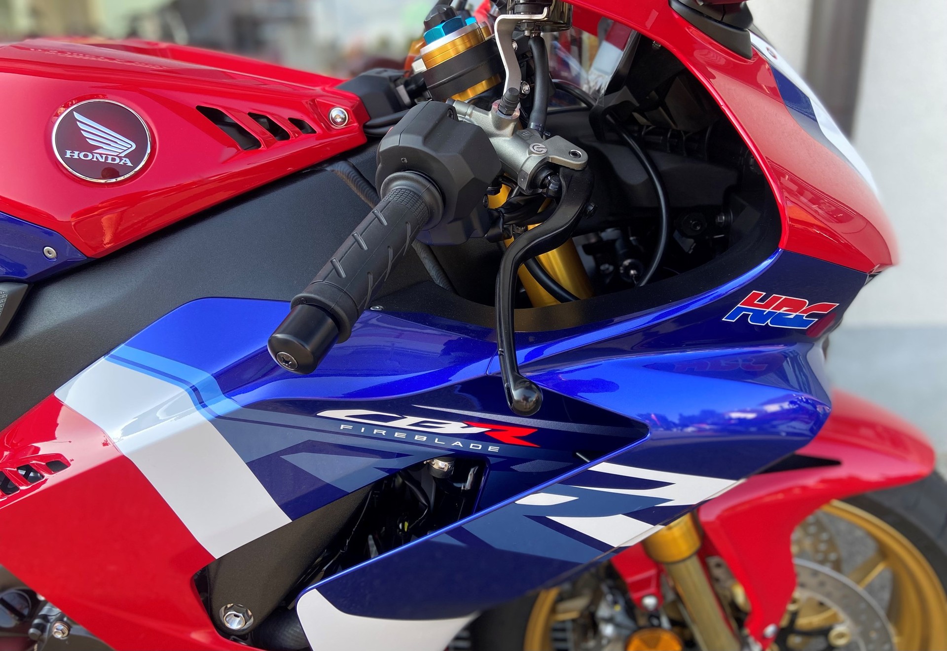 HONDA CBR 1000 RR-R SP-image-6