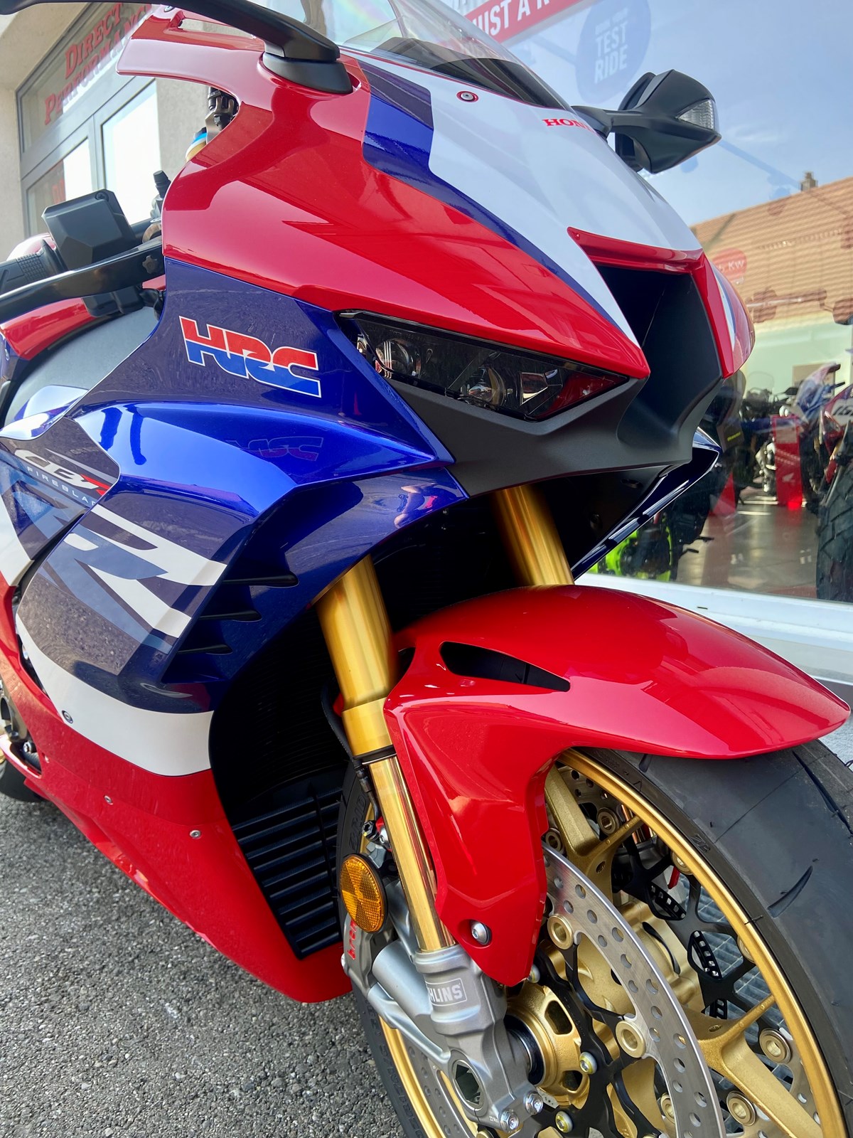 HONDA CBR 1000 RR-R SP-image-5