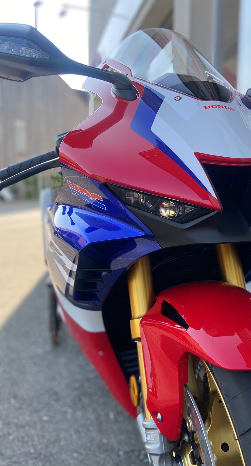HONDA CBR 1000 RR-R SP-image-1