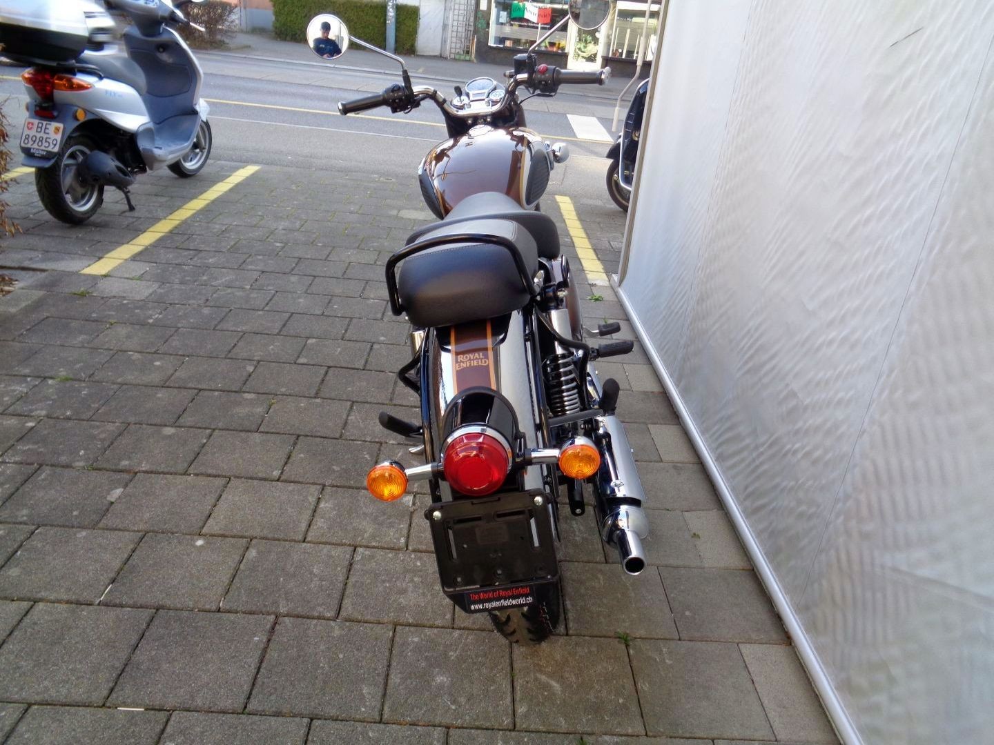 ROYAL ENFIELD CLASSIC 350 E5-image-4