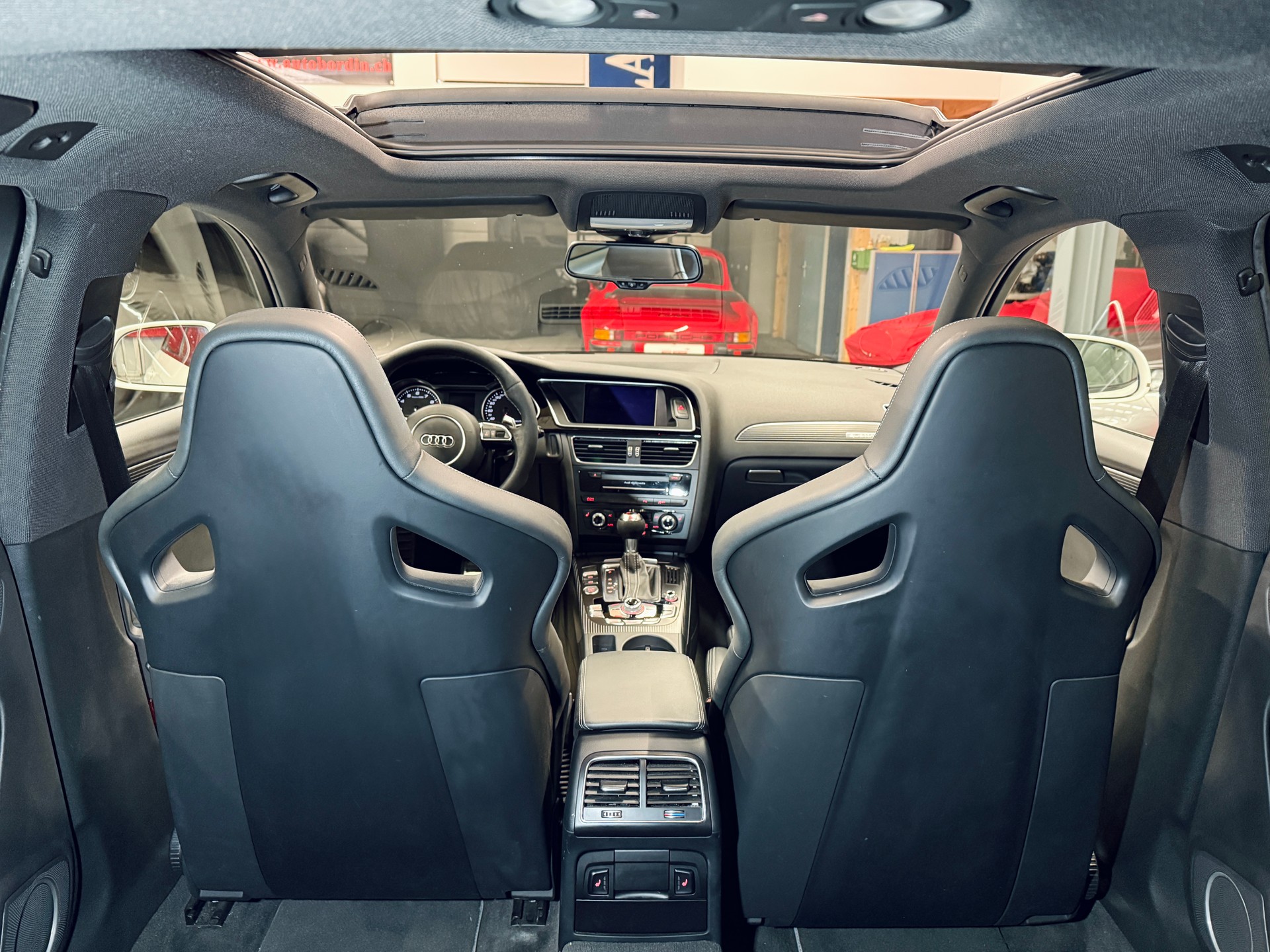 AUDI RS4 Avant 4.2 FSI V8 quattro S-tronic „Ibisweiss“ / F1 Sitze / Audi Exclusive / Vollausstattung-image-2