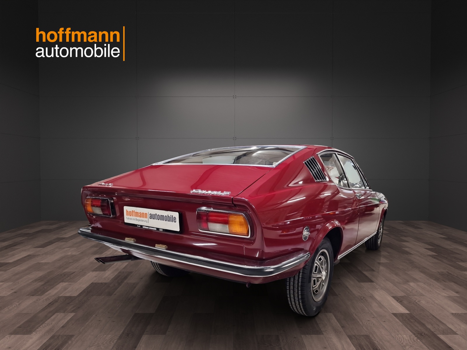 AUDI Coupé S-showroom-element-3