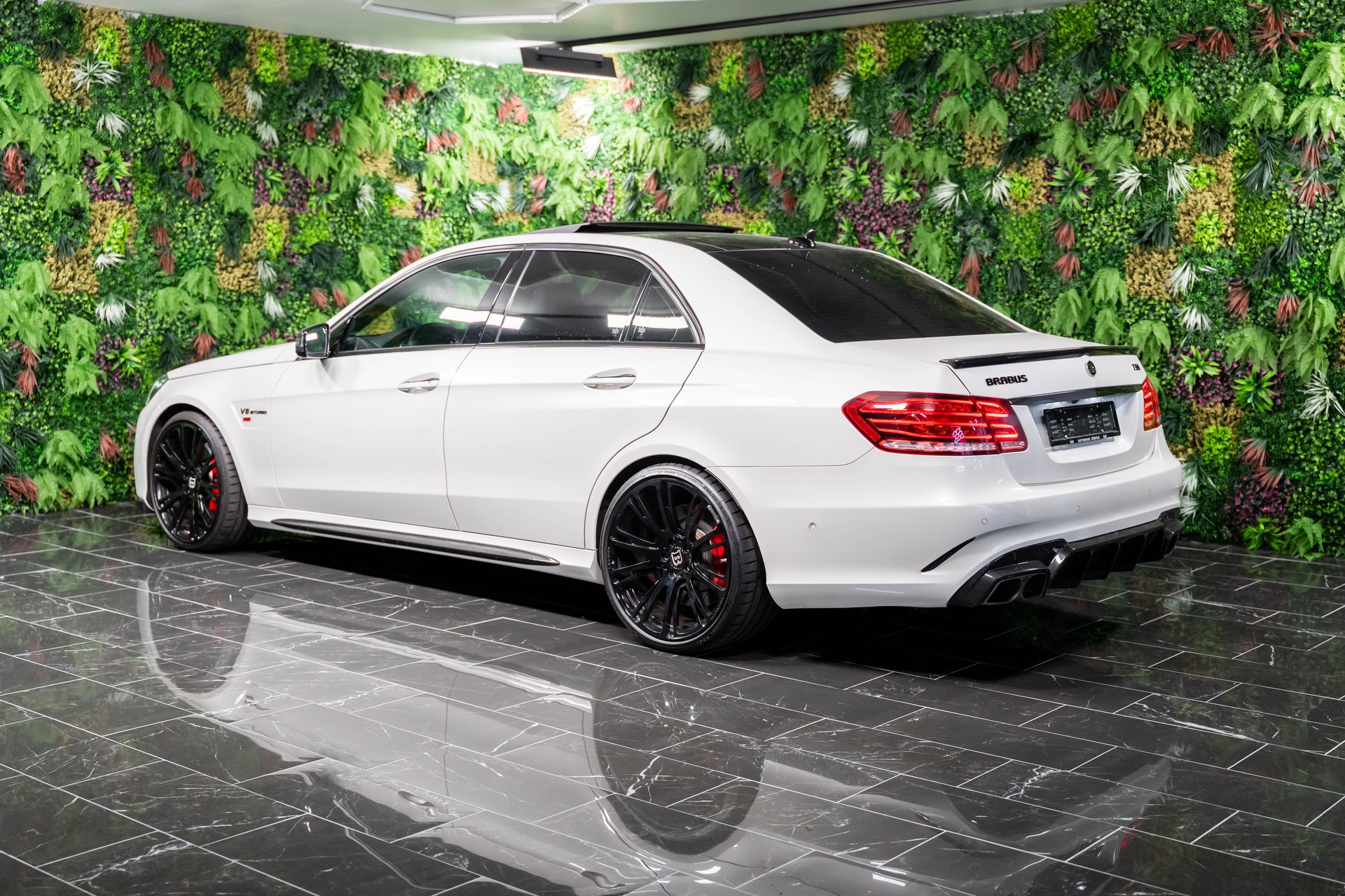 MERCEDES-BENZ E 63 AMG S BRABUS E730 4Matic Speedshift-image-3