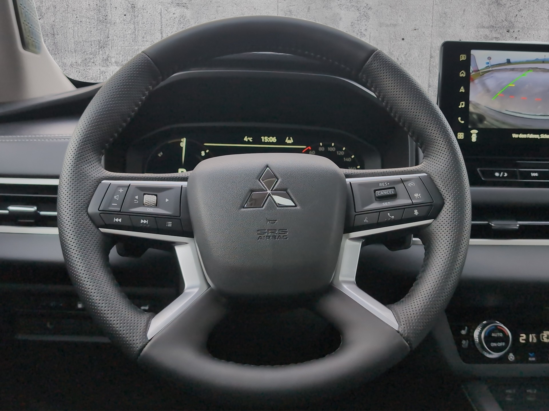 MITSUBISHI Outlander 2.4 PHEV Instyle 4x4 Edition-image-12