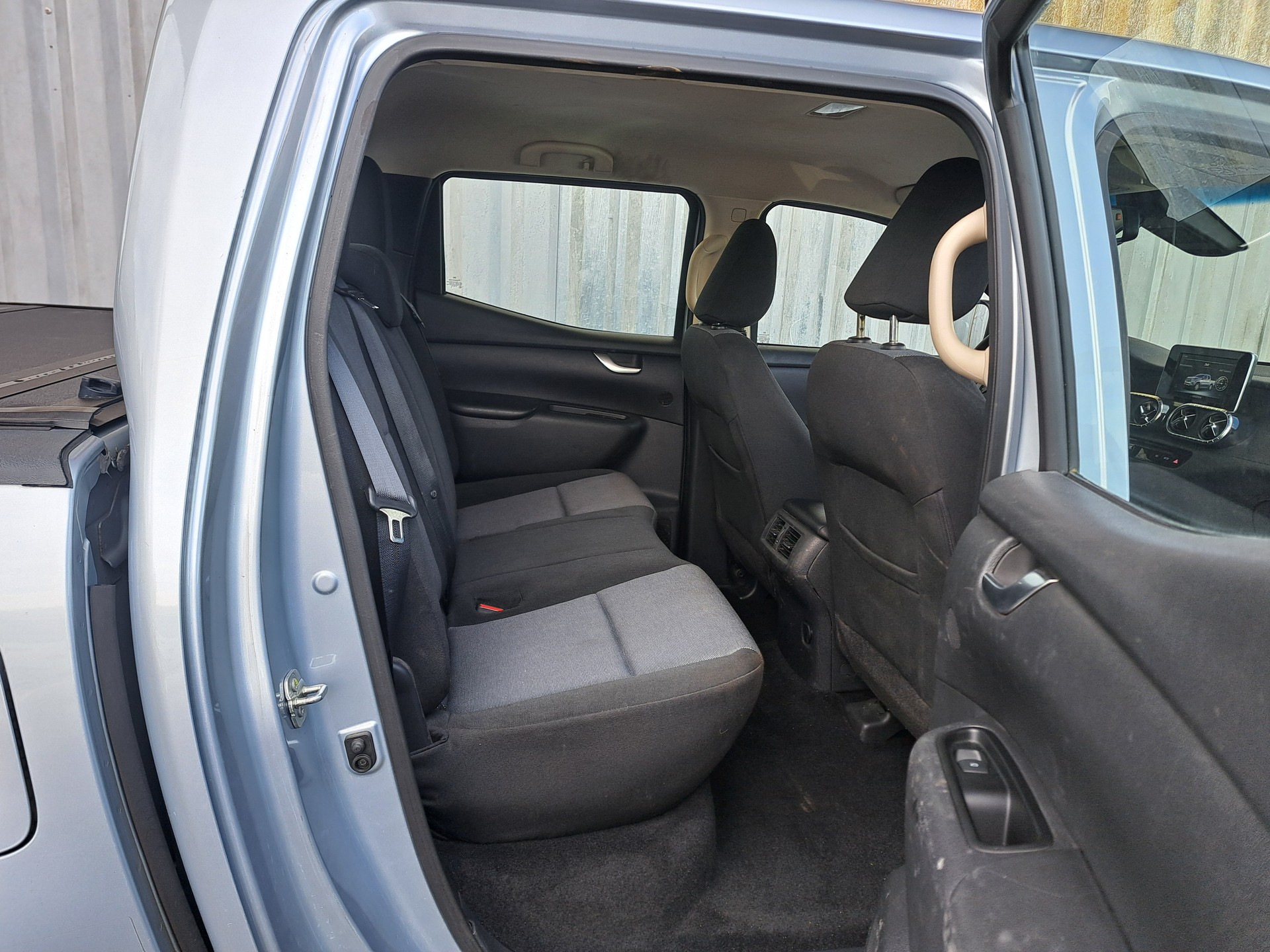 MERCEDES-BENZ d 4 Matic Power A Doppel Cab.-image-6