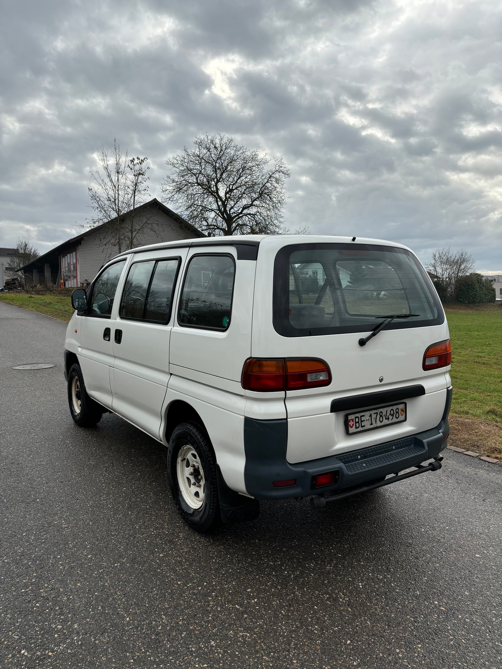 MITSUBISHI L 400 4x4 2.4-16-image-2