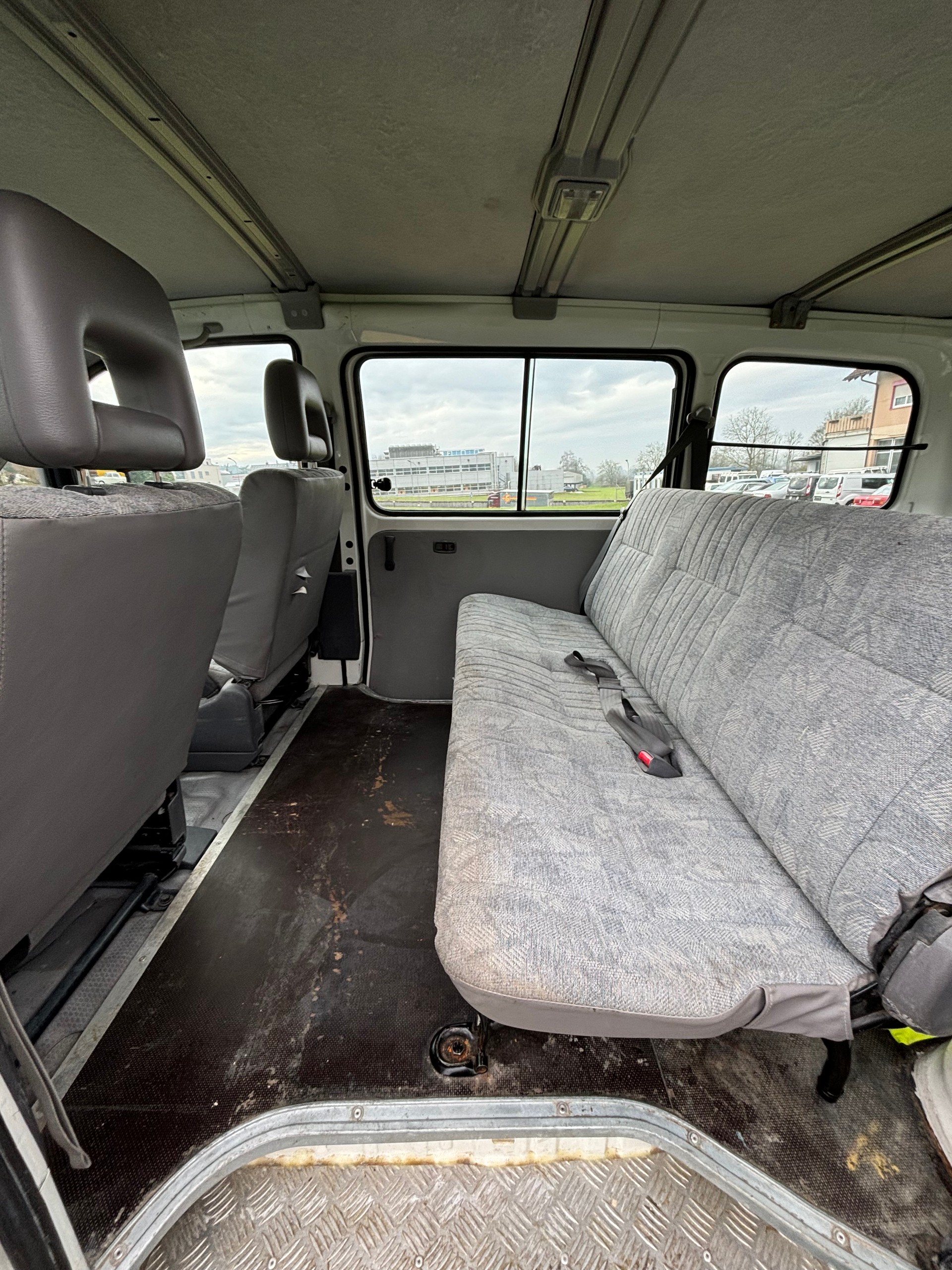 MITSUBISHI L 400 4x4 2.4-16-image-9