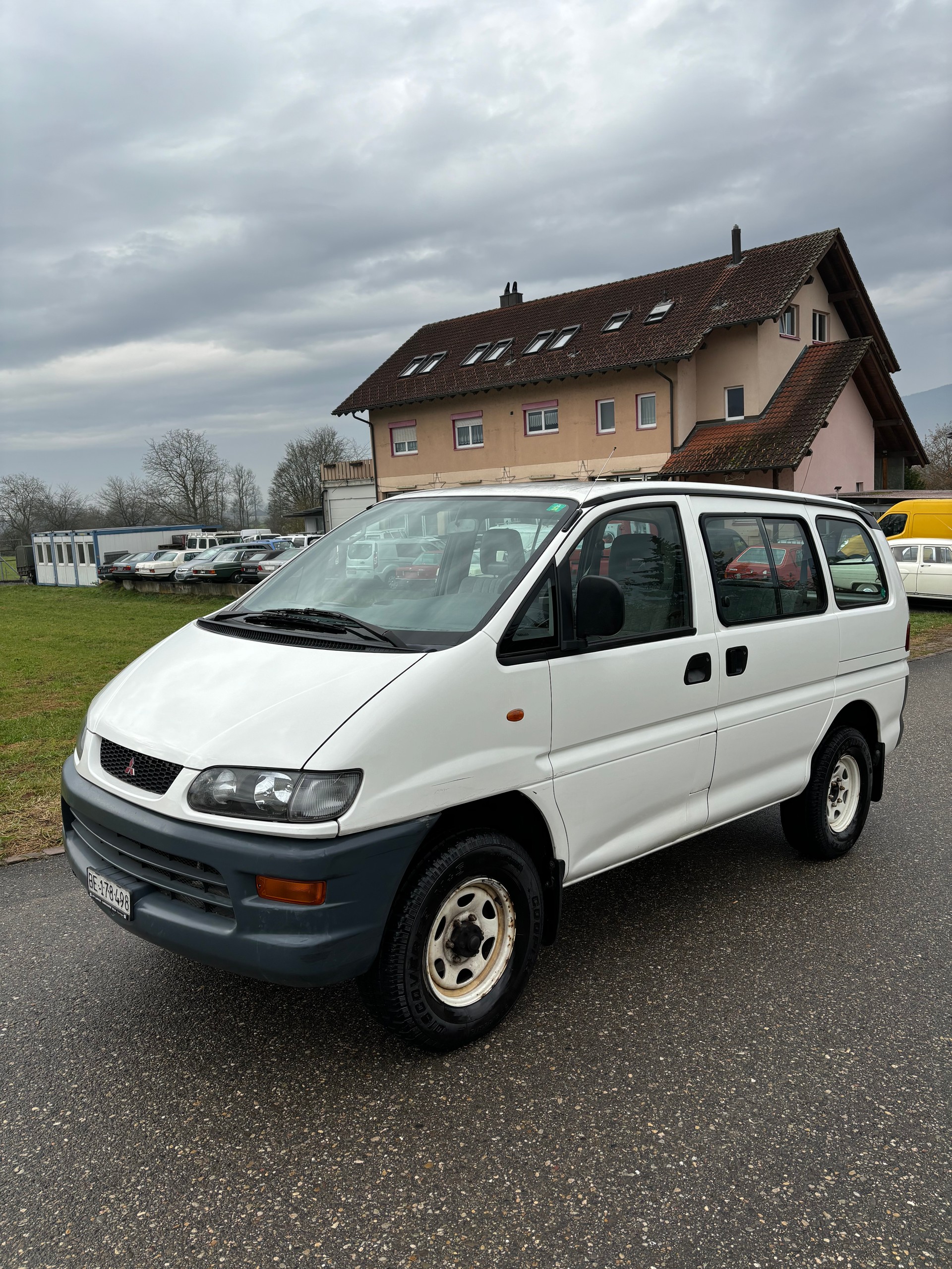 MITSUBISHI L 400 4x4 2.4-16-image-1