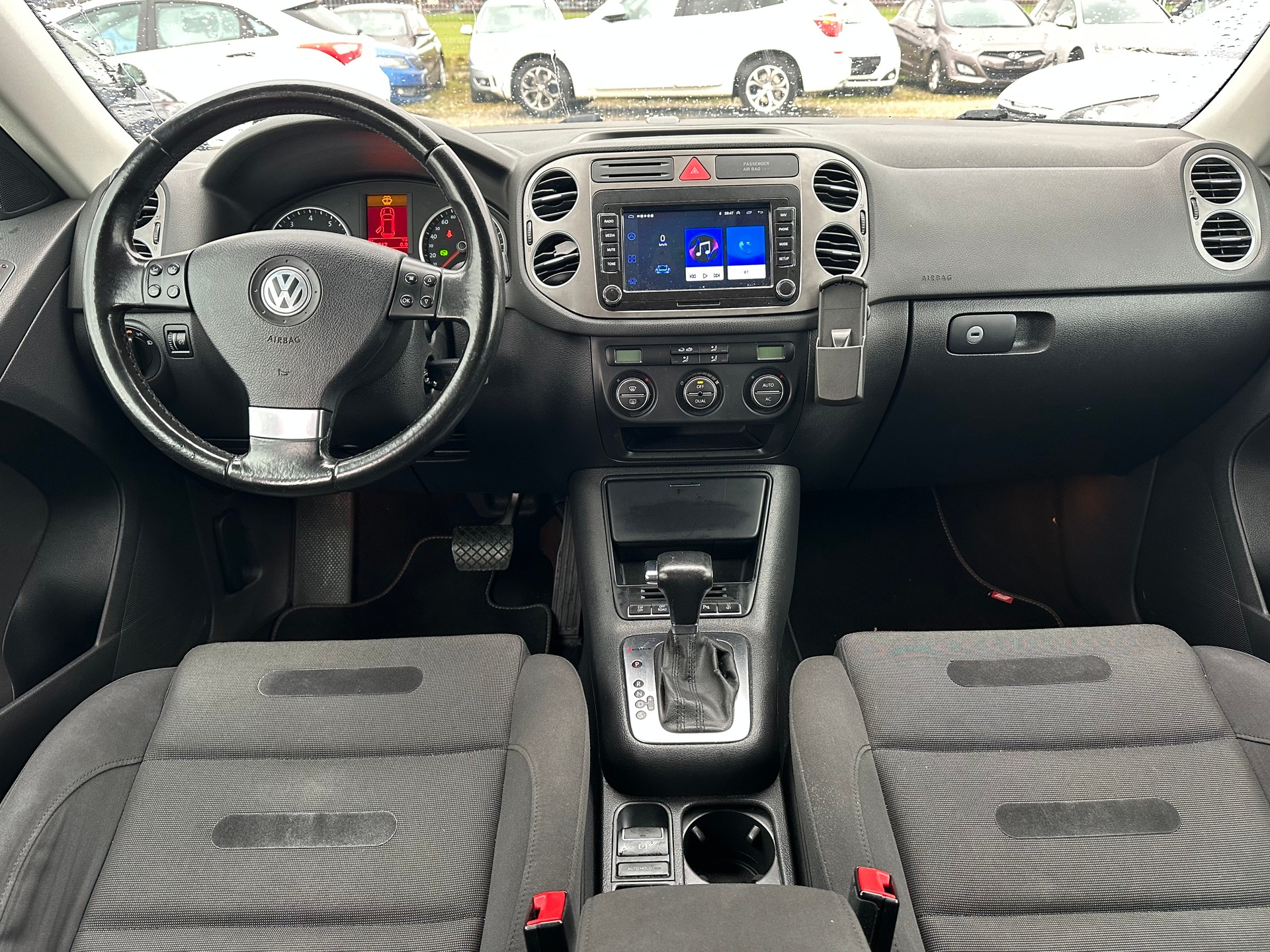 VW Tiguan 2.0 TSI Sport&Style Tiptronic-image-8