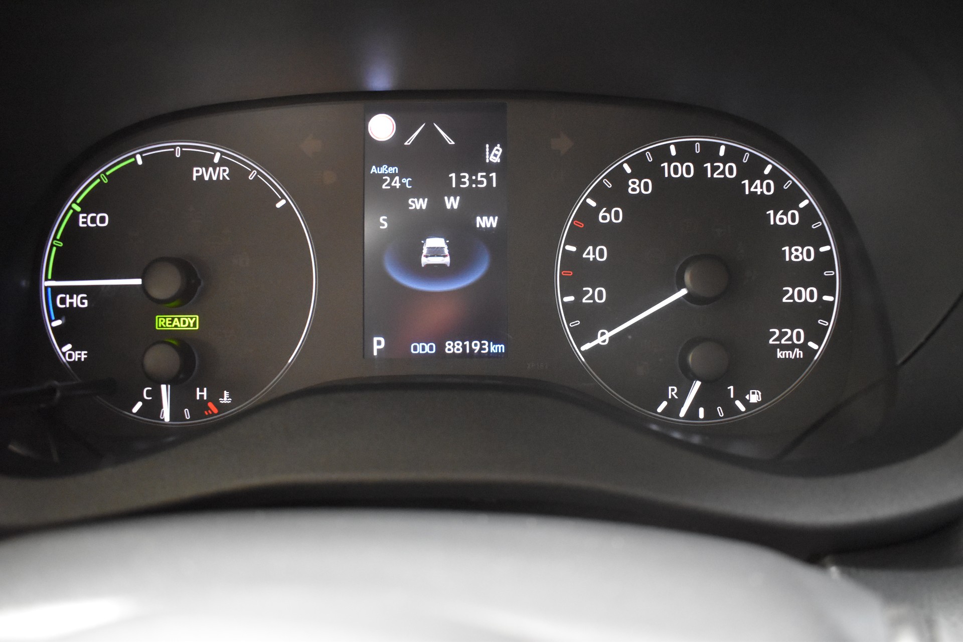 TOYOTA Yaris 1.5 Comfort e-CVT - New Model 2021-image-19