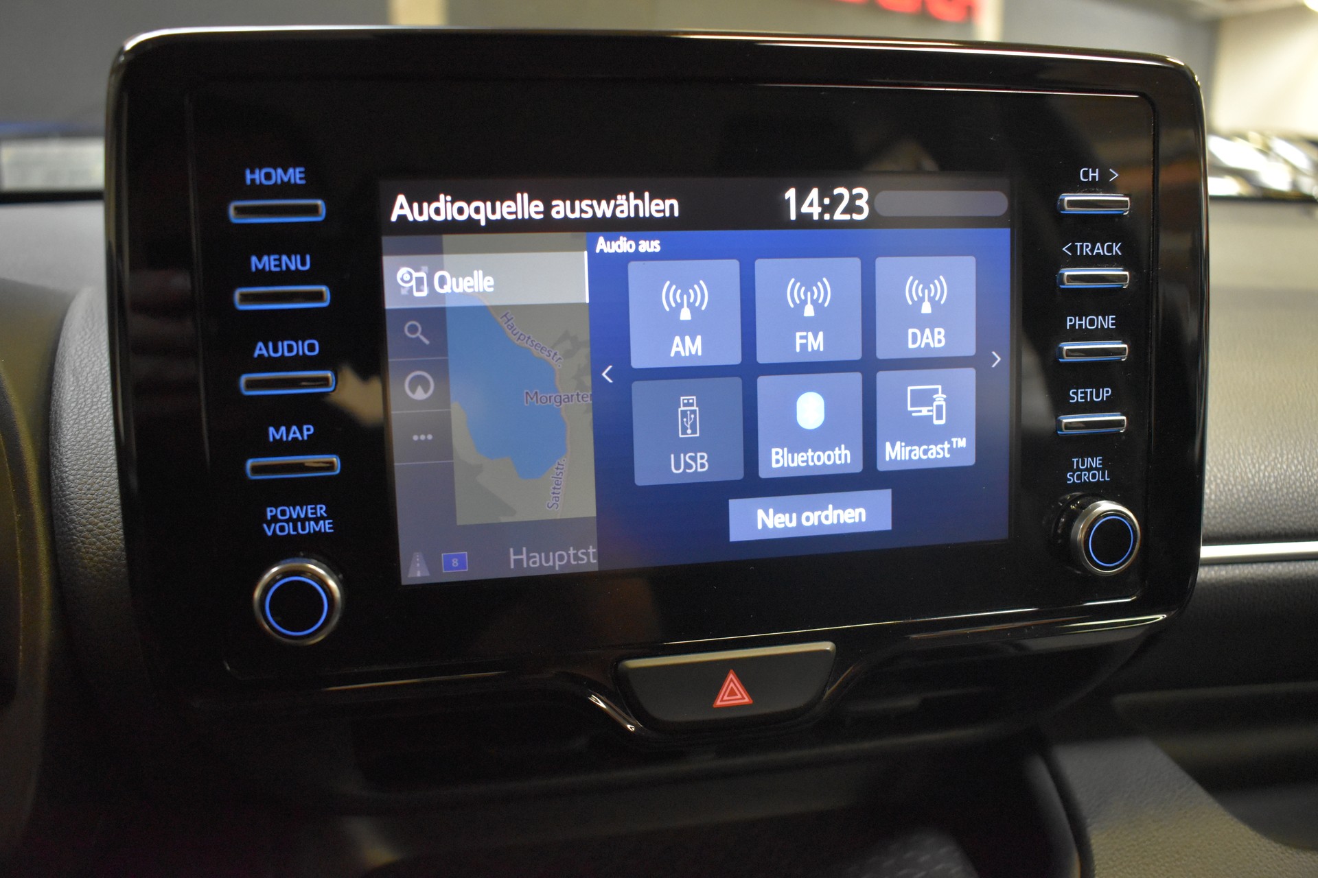 TOYOTA Yaris 1.5 Comfort e-CVT - New Model 2021-image-12