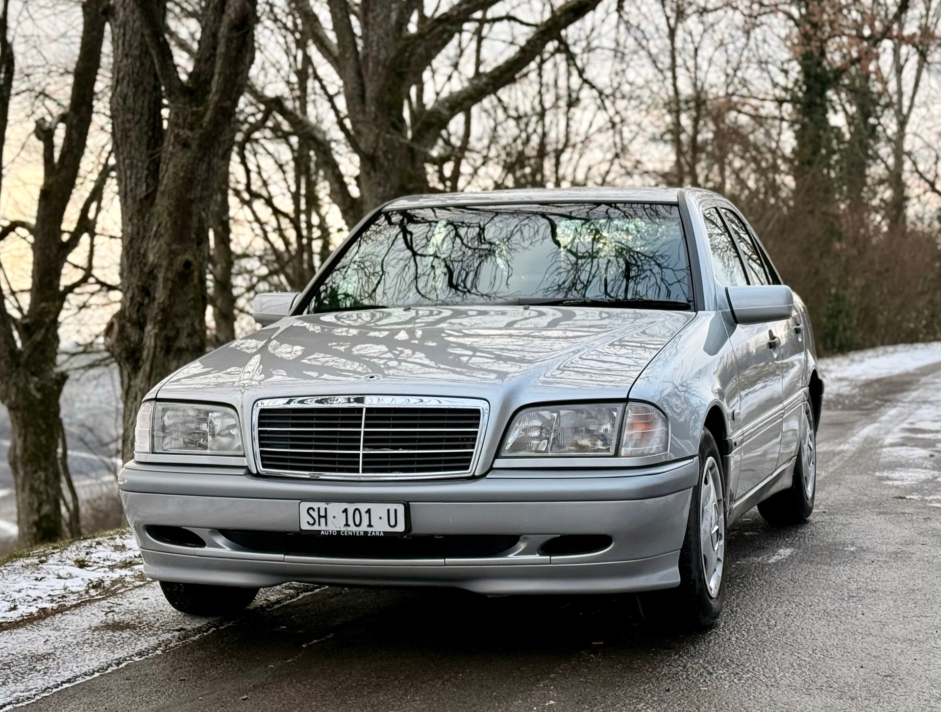 MERCEDES-BENZ C 180 Esprit-showroom-element-2