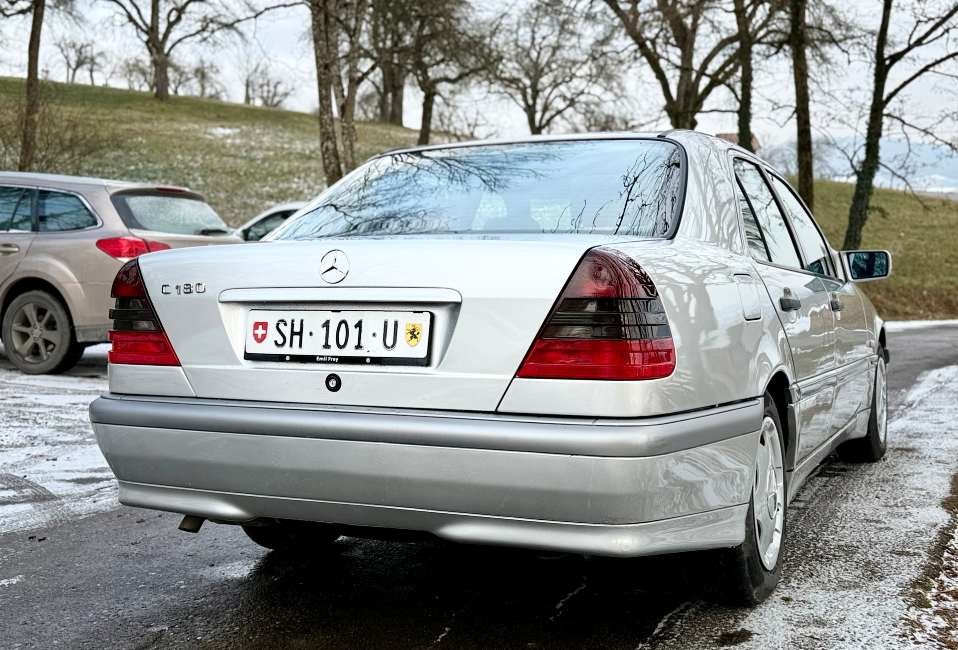 MERCEDES-BENZ C 180 Esprit-image-16