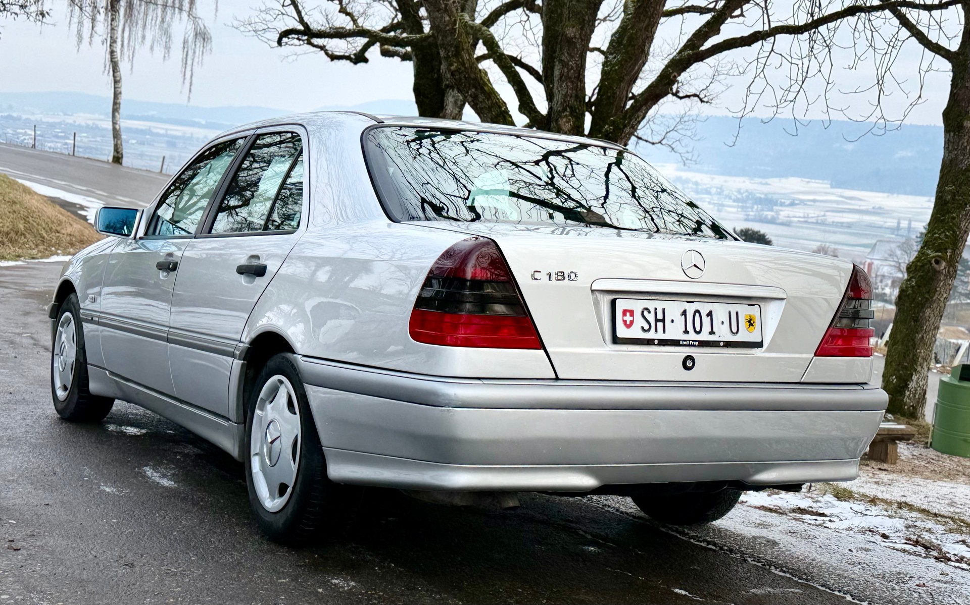 MERCEDES-BENZ C 180 Esprit-image-12