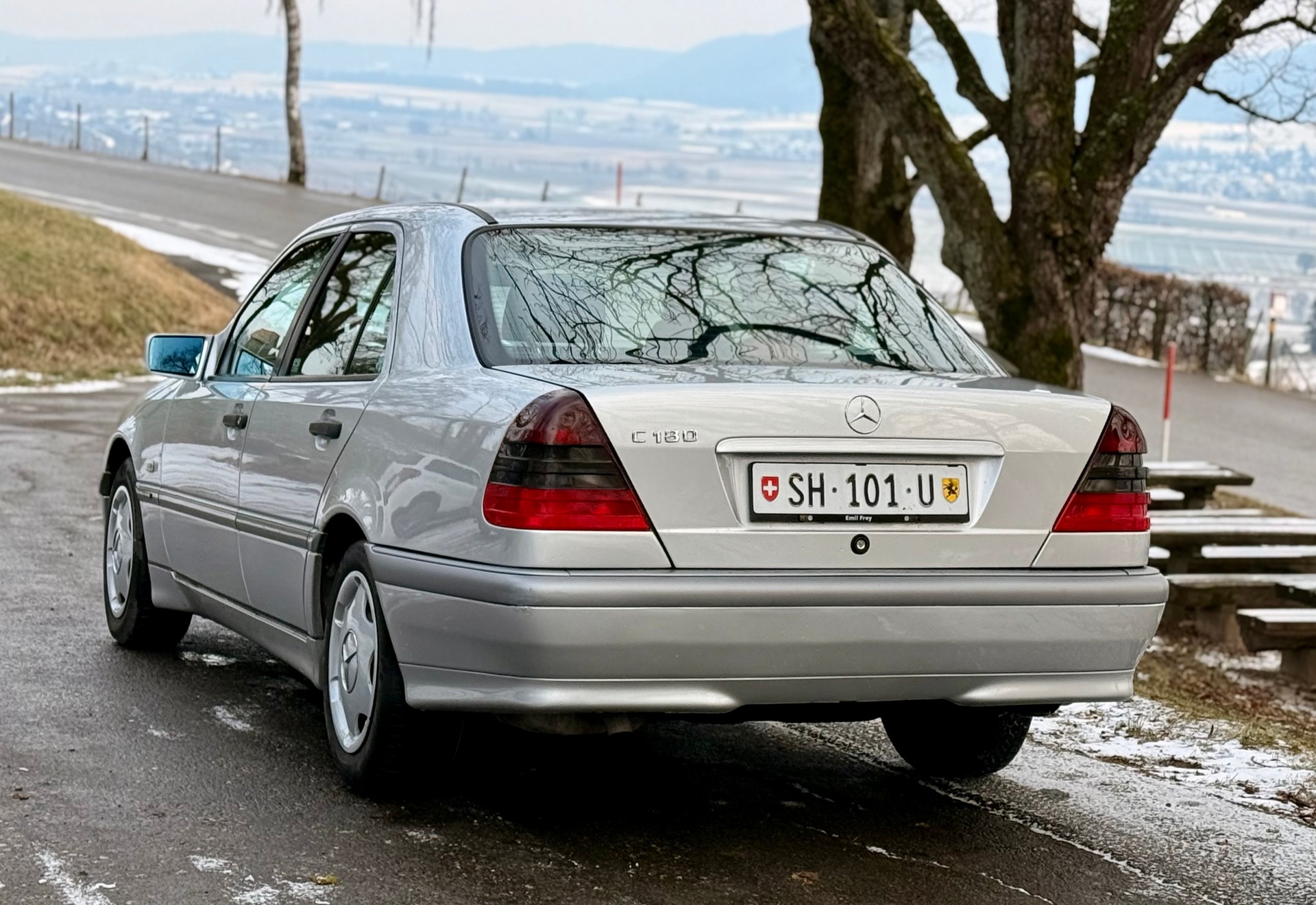MERCEDES-BENZ C 180 Esprit-image-11