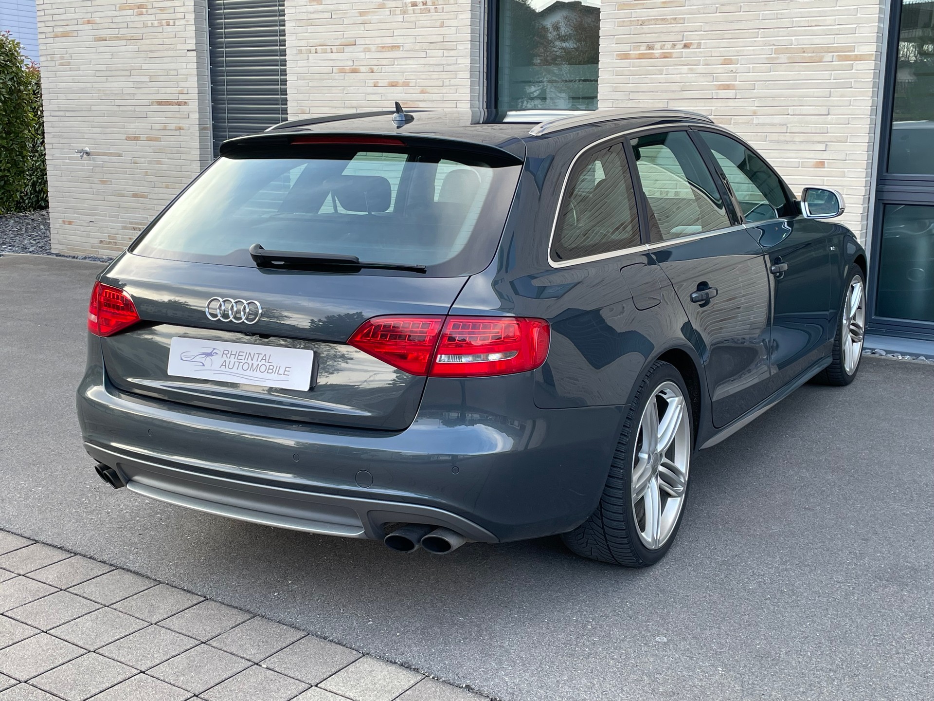 AUDI Audi S4 Avant 3.0 TFSI quattro-image-7