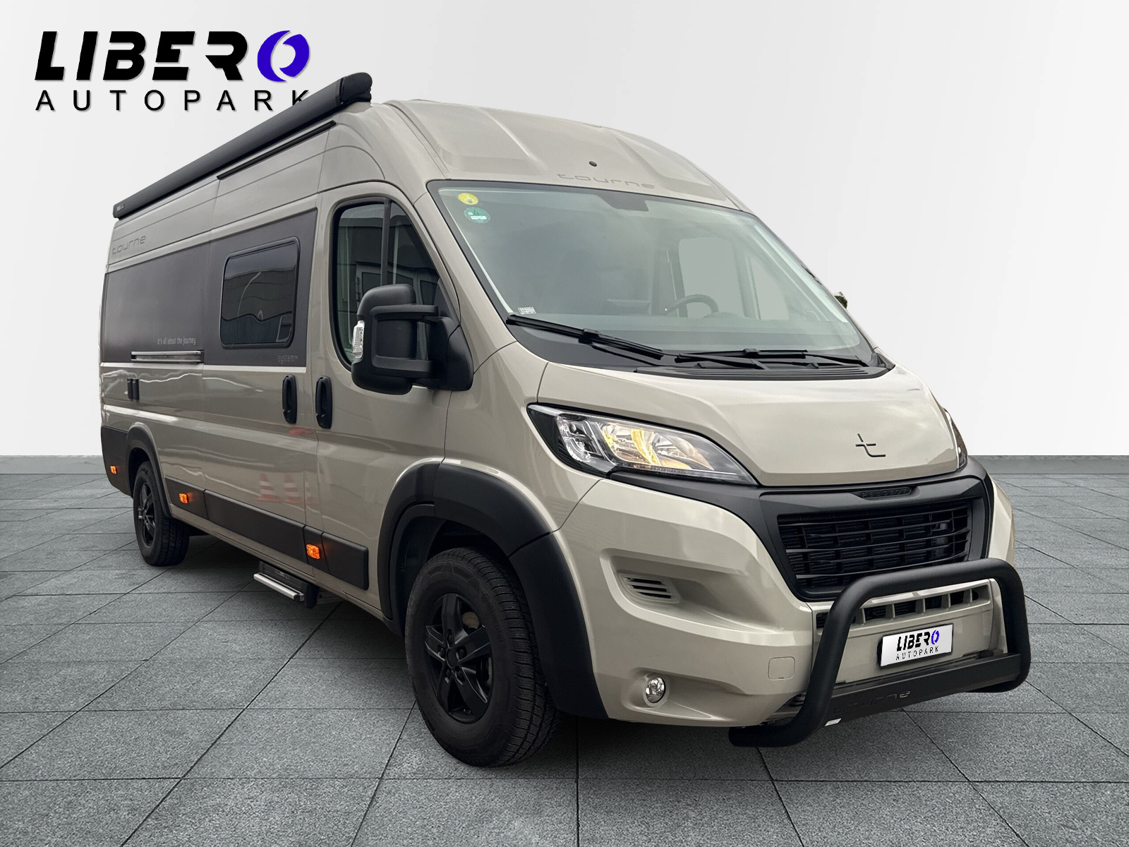TOURNE MOBIL 6.4 Heavy Chassis 165 PS-image-3