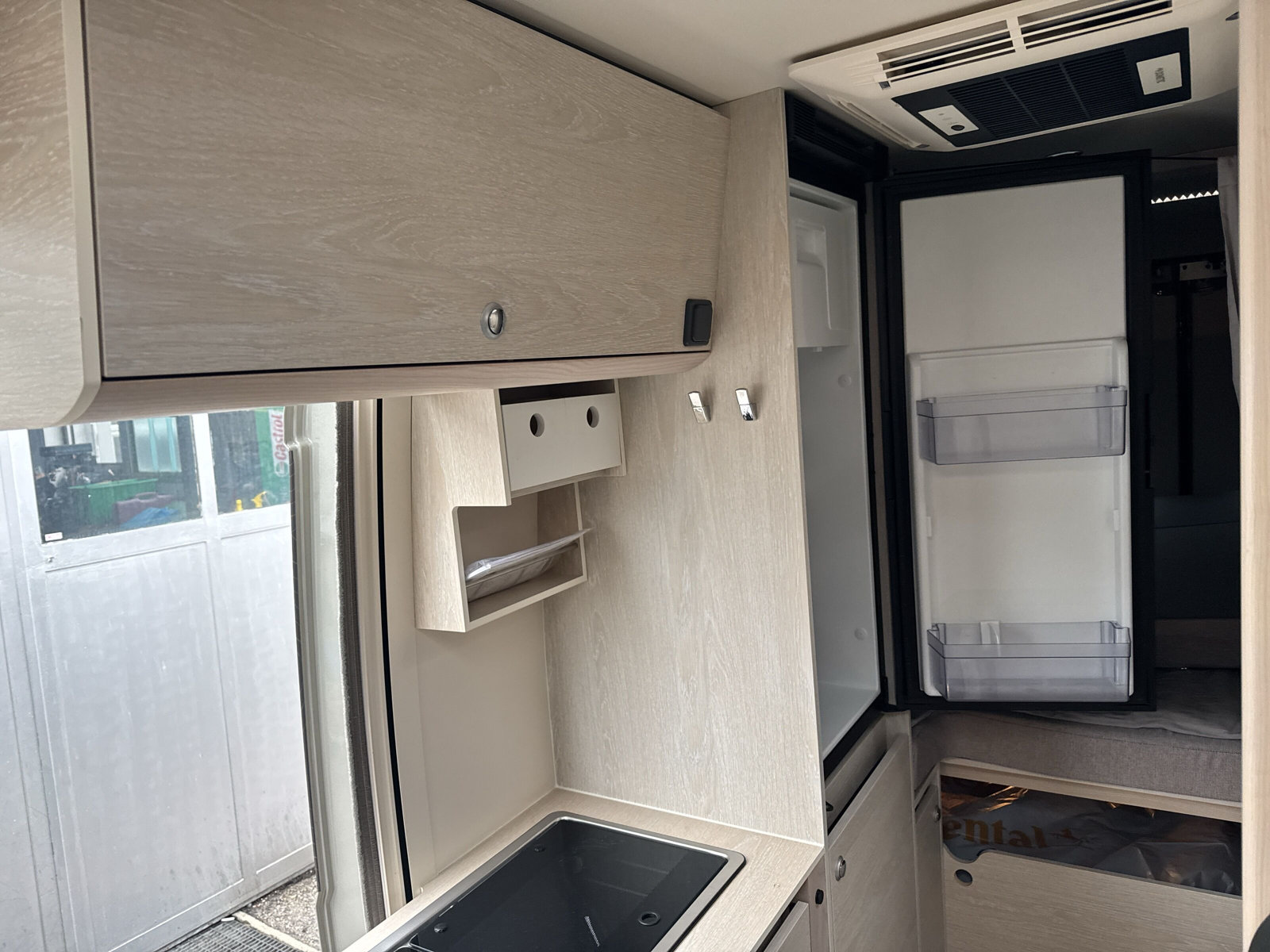 TOURNE MOBIL 6.4 Heavy Chassis 165 PS-image-15