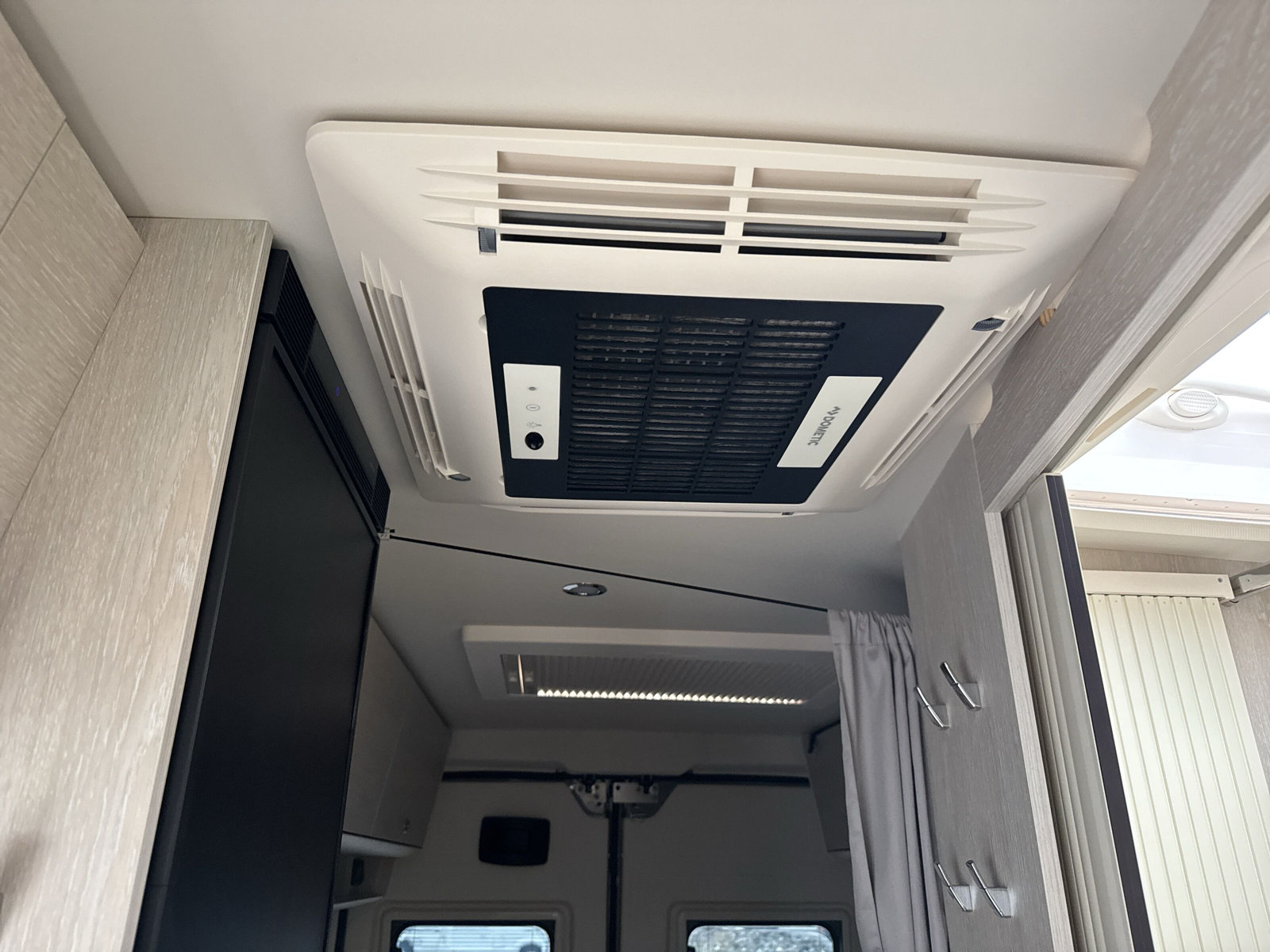 TOURNE MOBIL 6.4 Heavy Chassis 165 PS-image-11