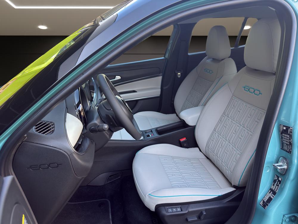 FIAT 600 1.2 Hybrid La Prima-image-7