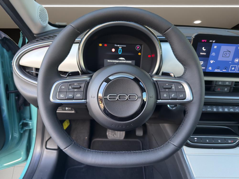 FIAT 600 1.2 Hybrid La Prima-image-8