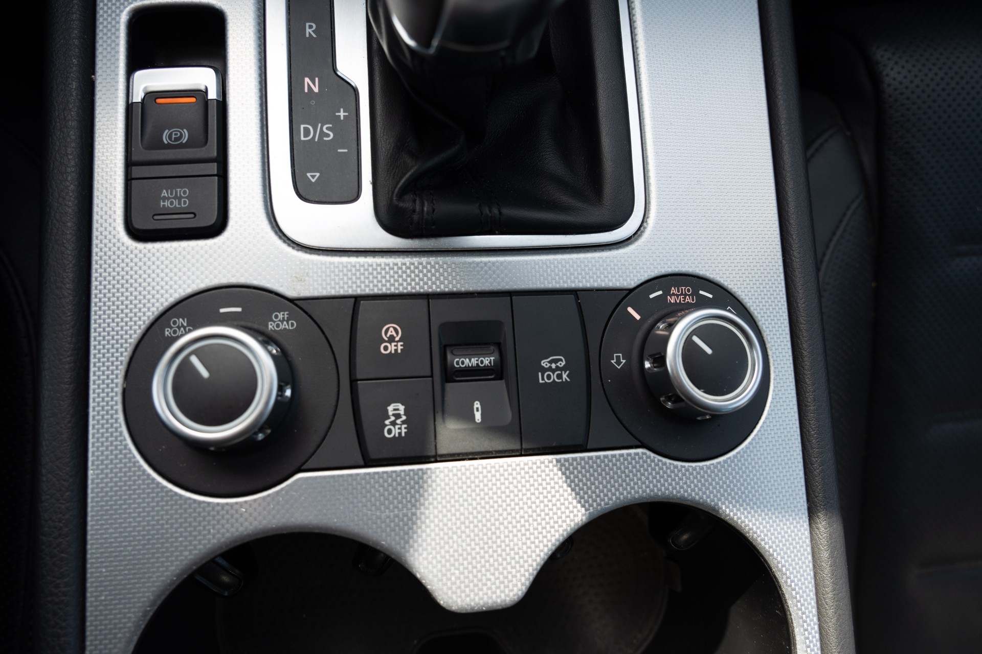 VW Touareg 3.0 TDI BlueMotion Technology Tiptronic-image-25