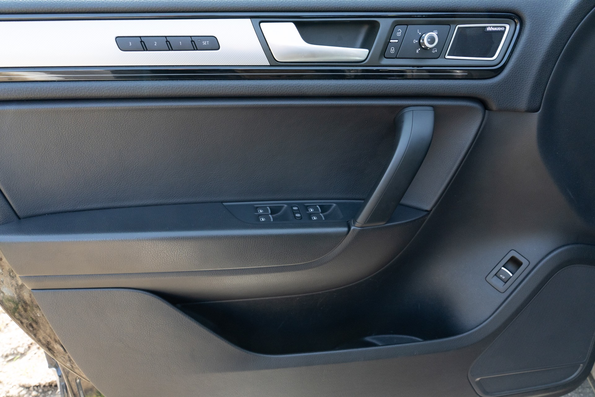 VW Touareg 3.0 TDI BlueMotion Technology Tiptronic-image-8