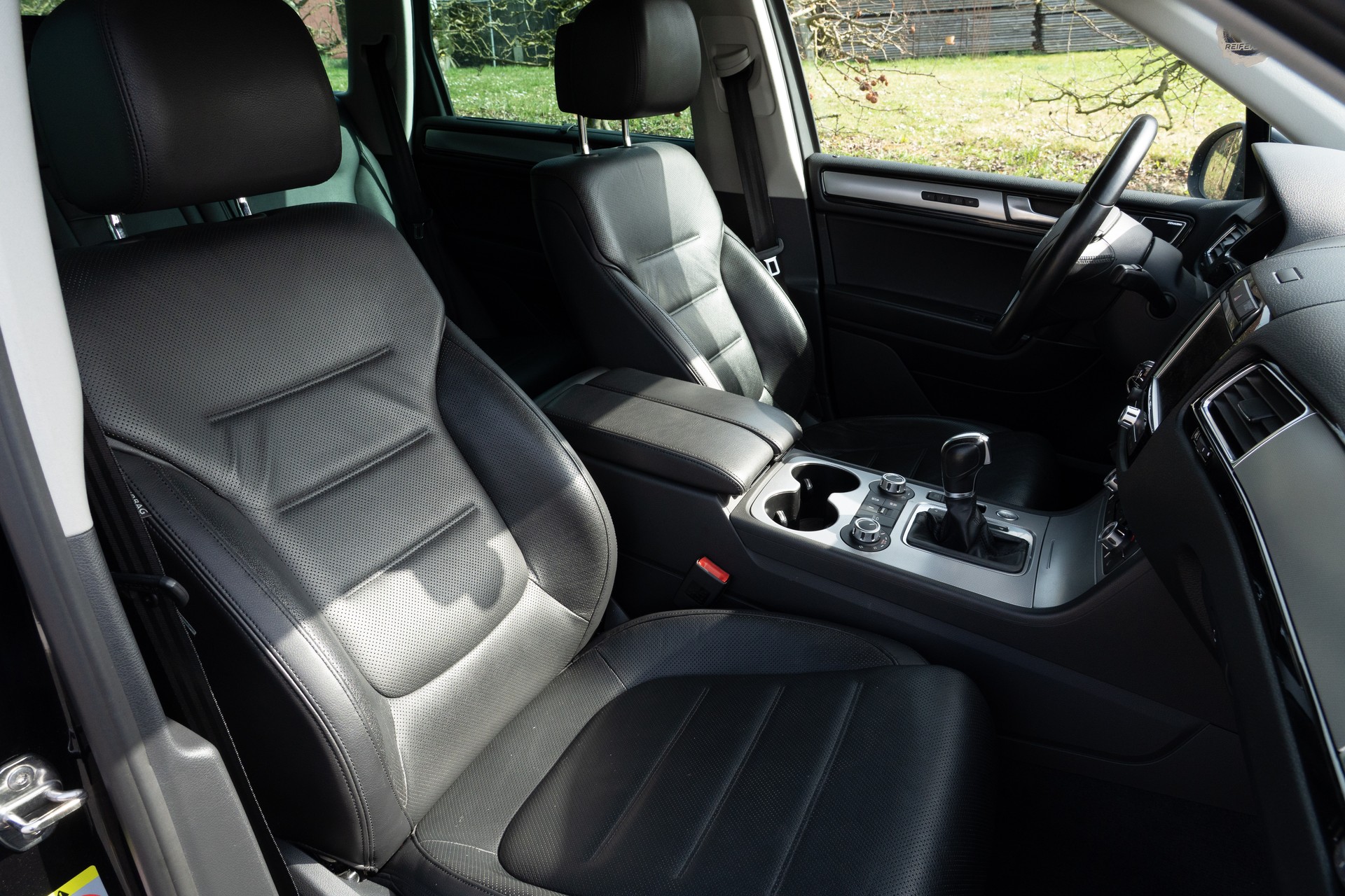 VW Touareg 3.0 TDI BlueMotion Technology Tiptronic-image-26