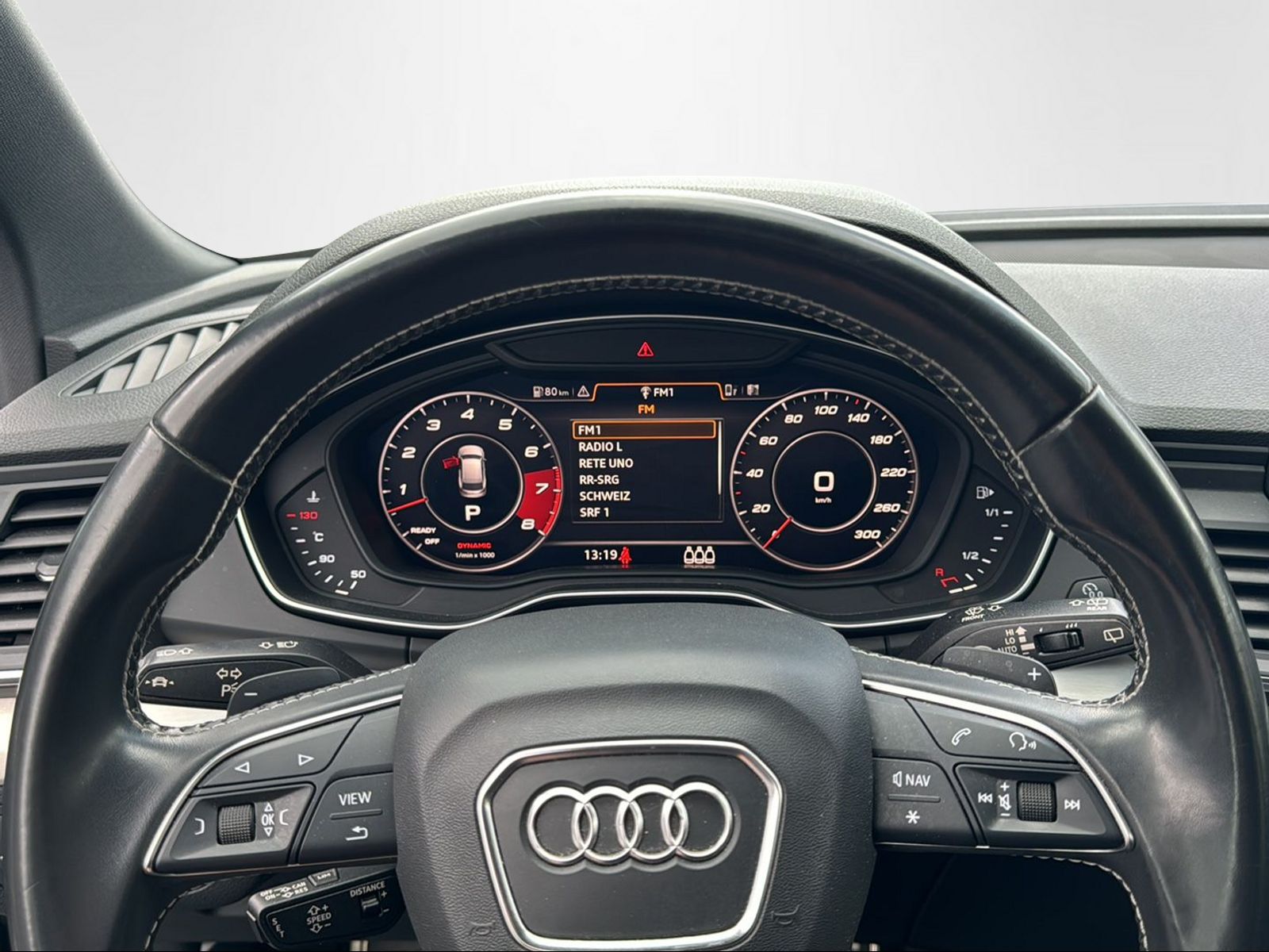 AUDI SQ5 3.0 TFSI quattro S-tronic-image-10