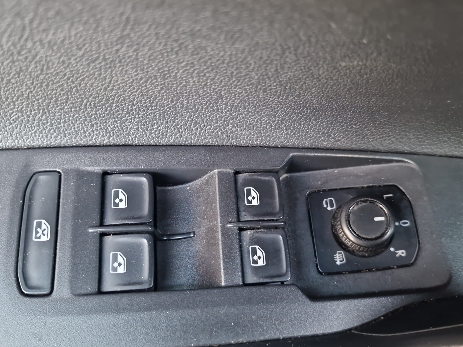 VW Polo 1.0 TSI Comfortline DSG-image-14