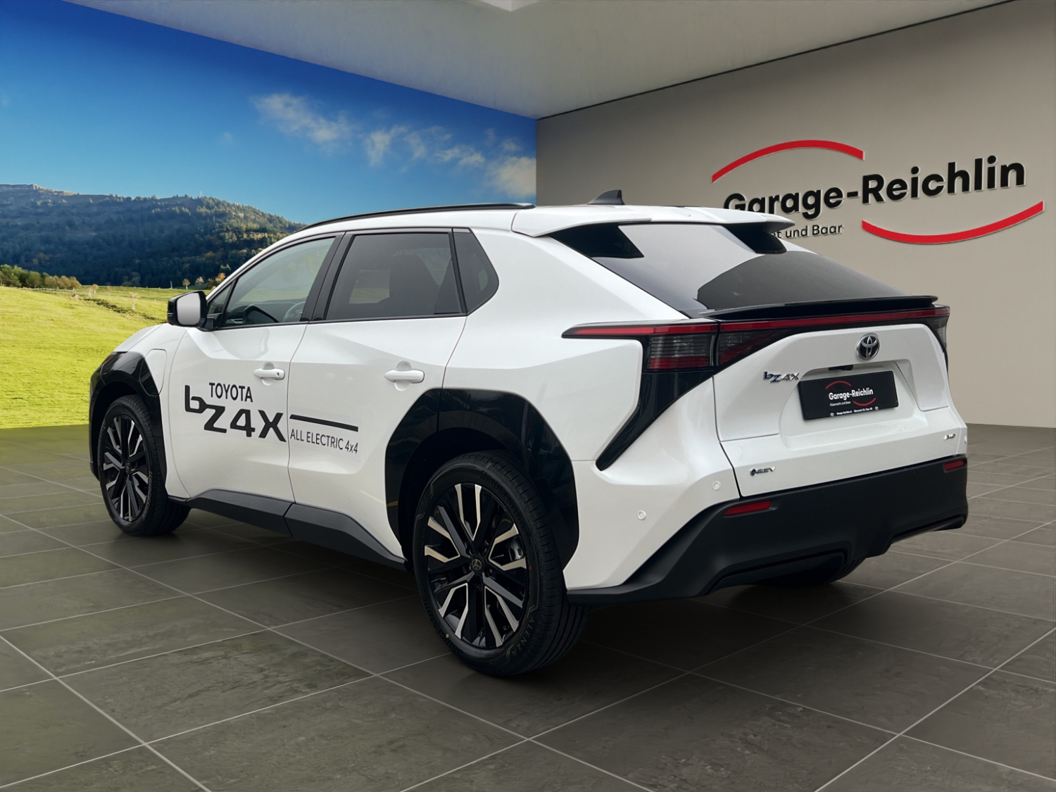 TOYOTA bZ4X Premium AWD-showroom-element-2