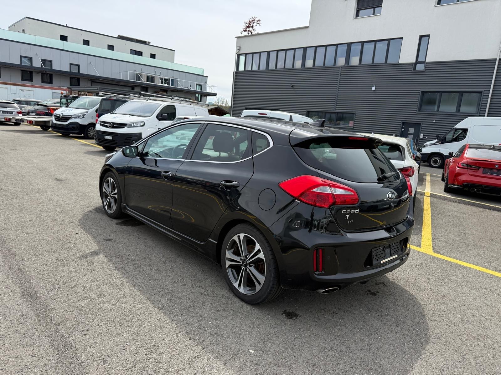 KIA Cee'd 1.0 T-GDi GT Line-image-3