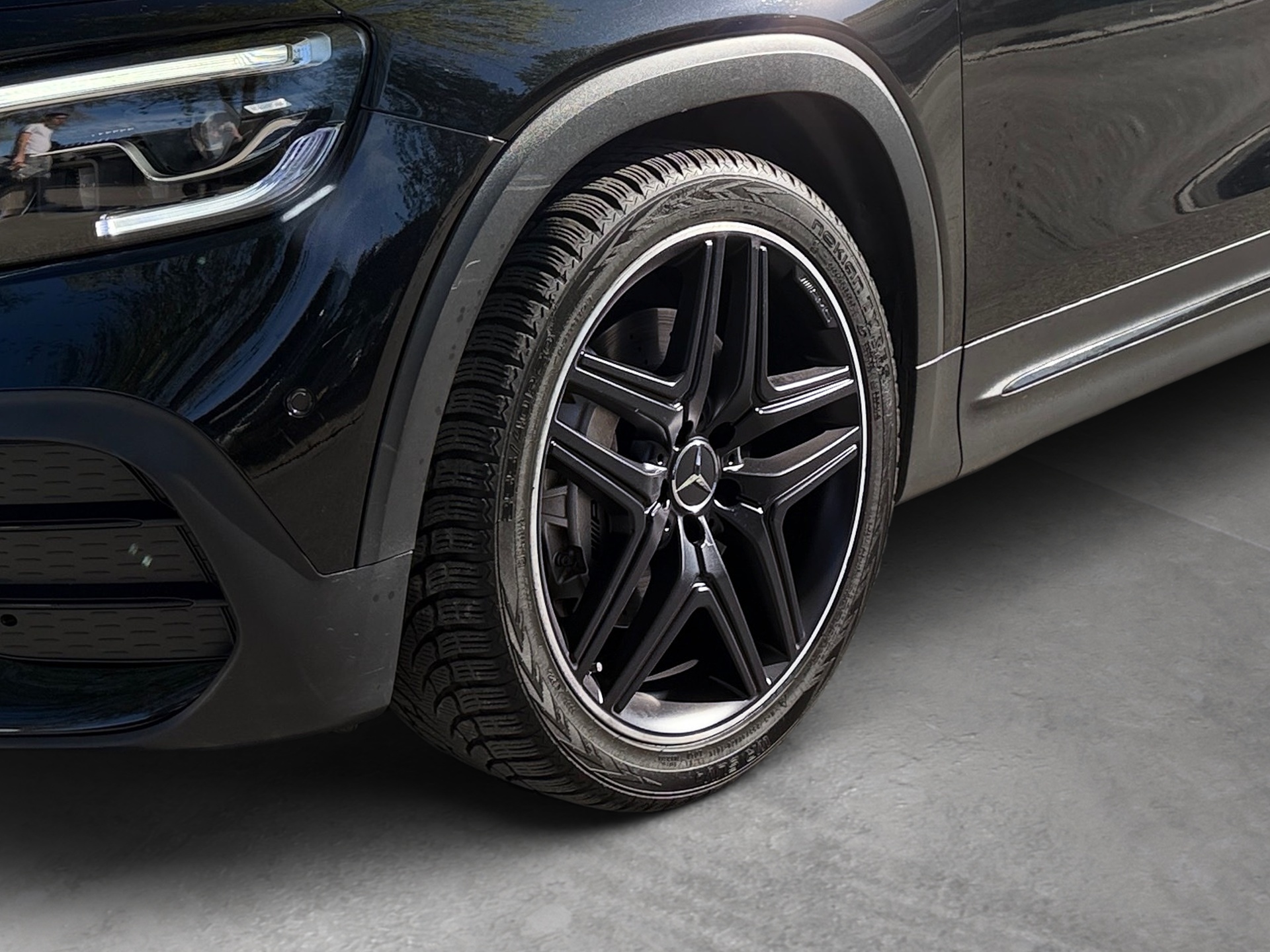 MERCEDES-BENZ GLB 35 AMG 4Matic 8G-Tronic-image-5