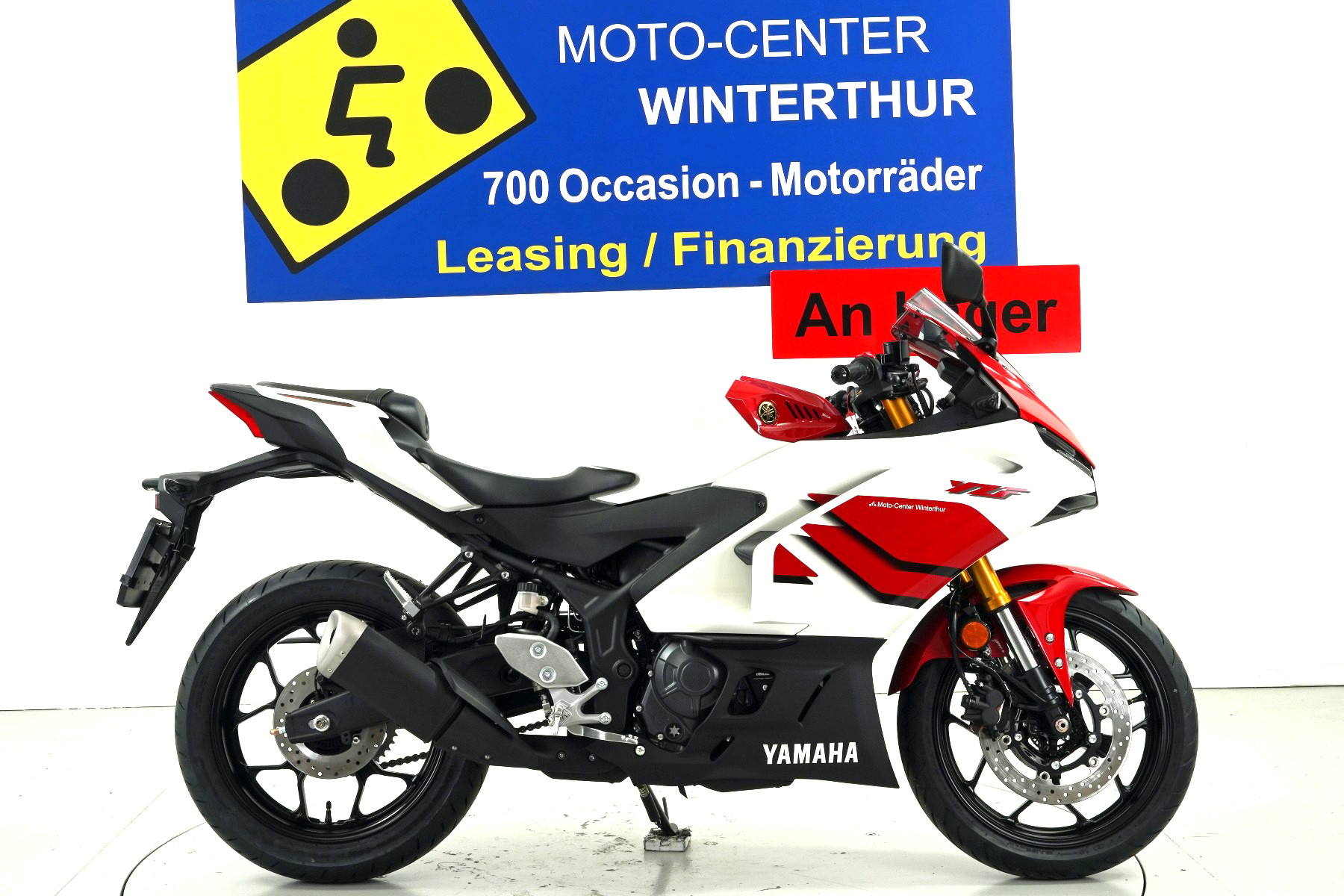 YAMAHA YZF-R3 ABS 70th Anniv.-image-0